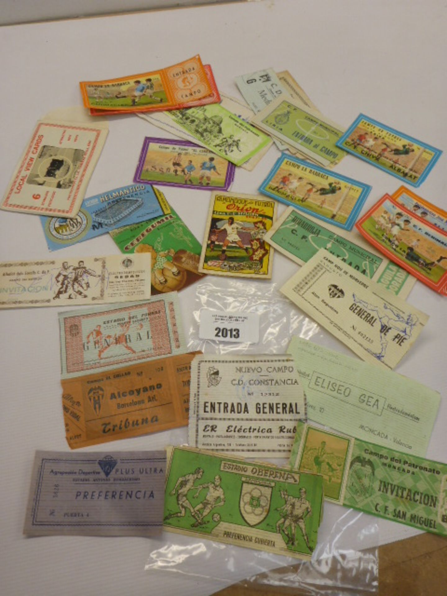 Collection of early Spanish footlball league used tickets, with a Liga 1-2 Division 1947-48 season