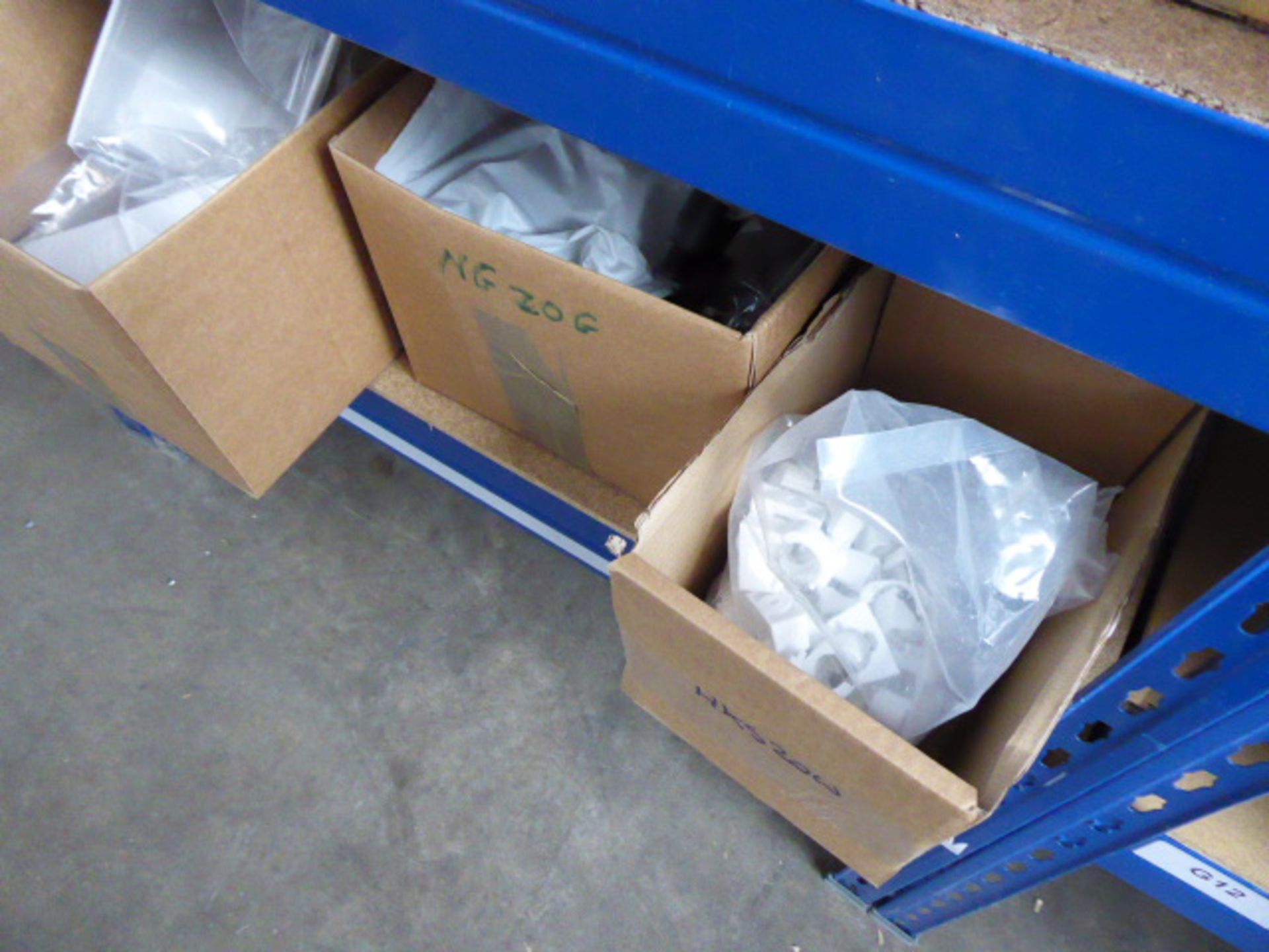 16 boxes of electrical connection components including gland kits, nylon glands, cable zip ties, - Image 4 of 4