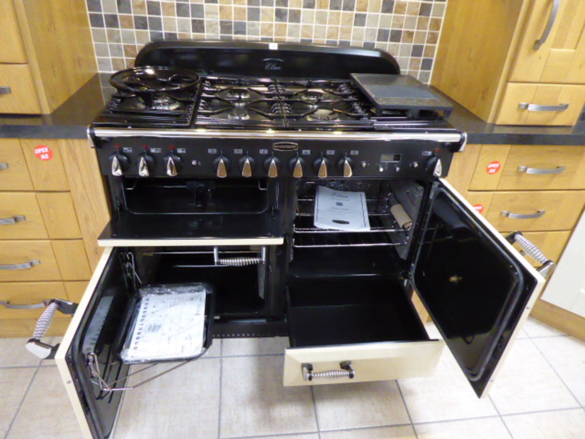 Range Master Elan 110 dual fuel range cooker in off white and black with 6 burners, 2 ovens, grill - Image 3 of 5