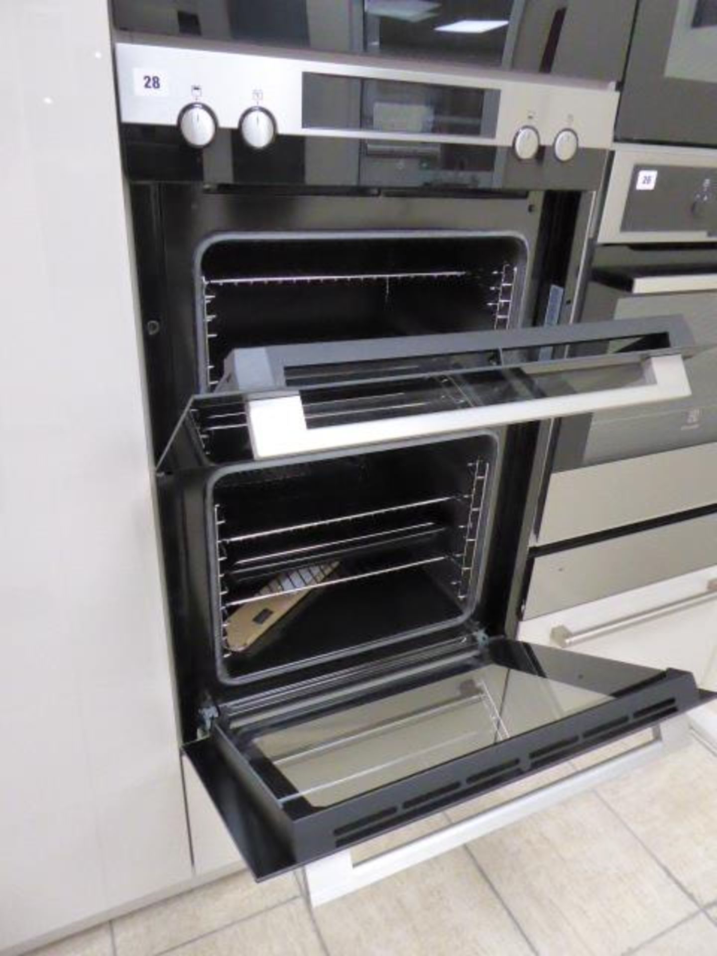 AEG DCK431110M 2 door oven (Located at the Lincoln saleroom) - Image 4 of 5