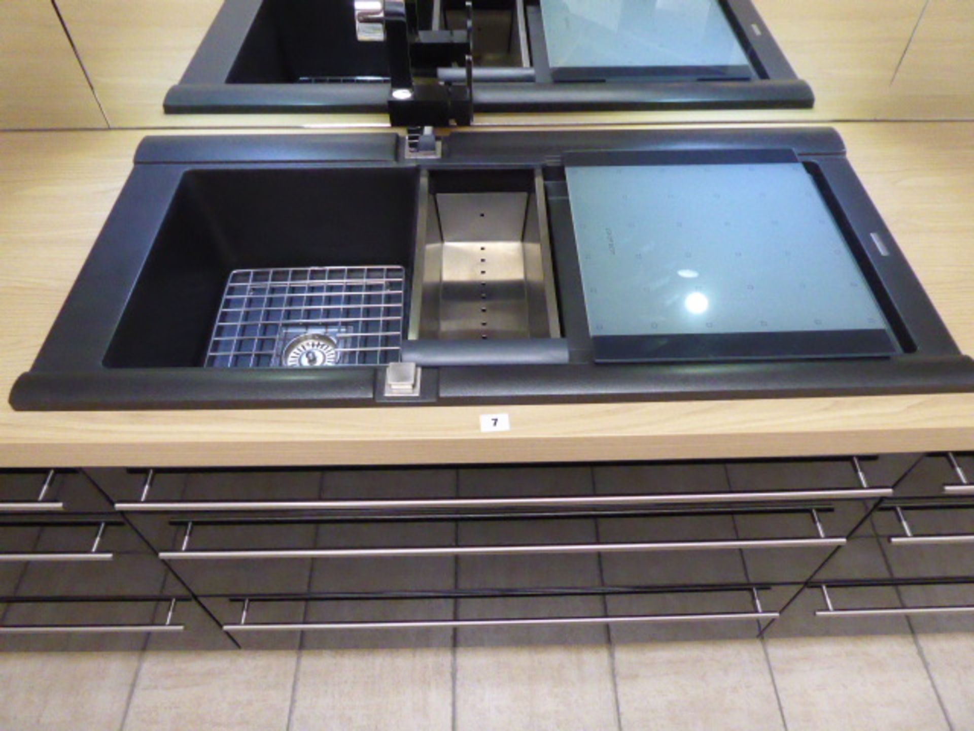 Alto gloss black galley kitchen measuring 370cm long with light oak wood laminate worktops. With a 1 - Image 4 of 12