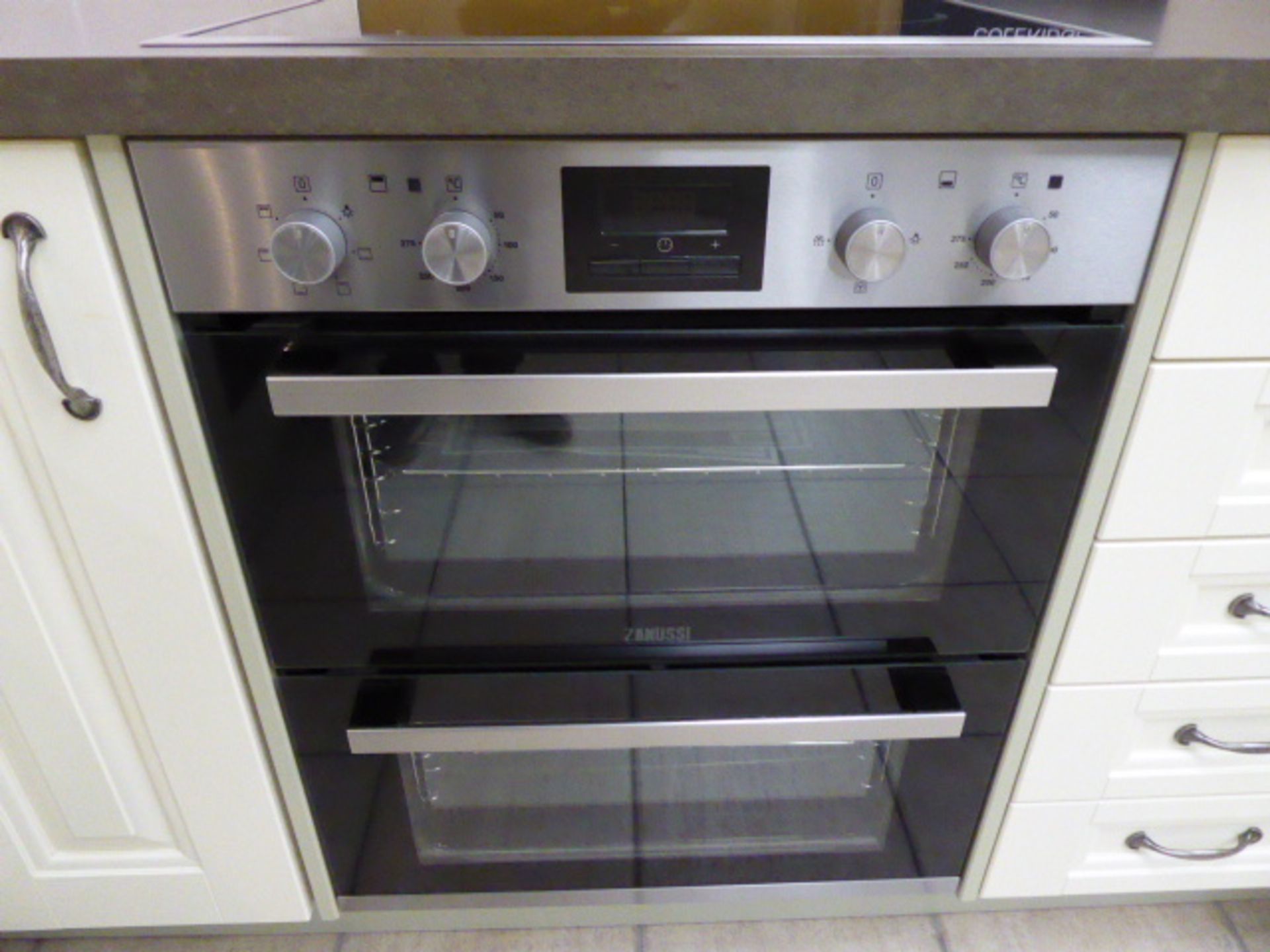 Zanussi ZOF35661XK double oven, Zanussi induction hob and an Electrolux EFC60151X chimney hood ( - Image 4 of 8