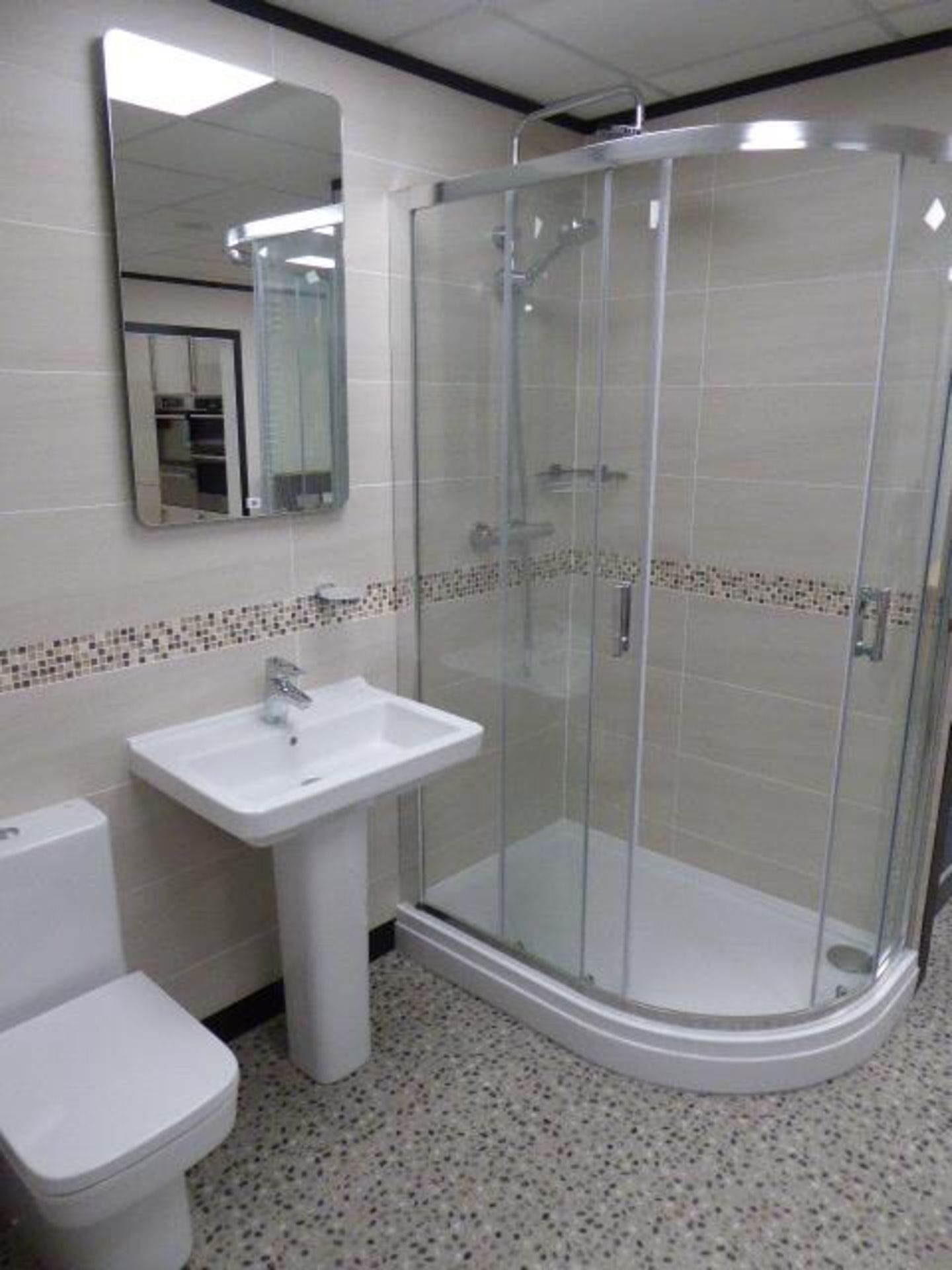 Roca Dana-N shower suite including: Just Trays fusion quad tray, 120x80cm; Roman Embrace quadrant - Image 4 of 7