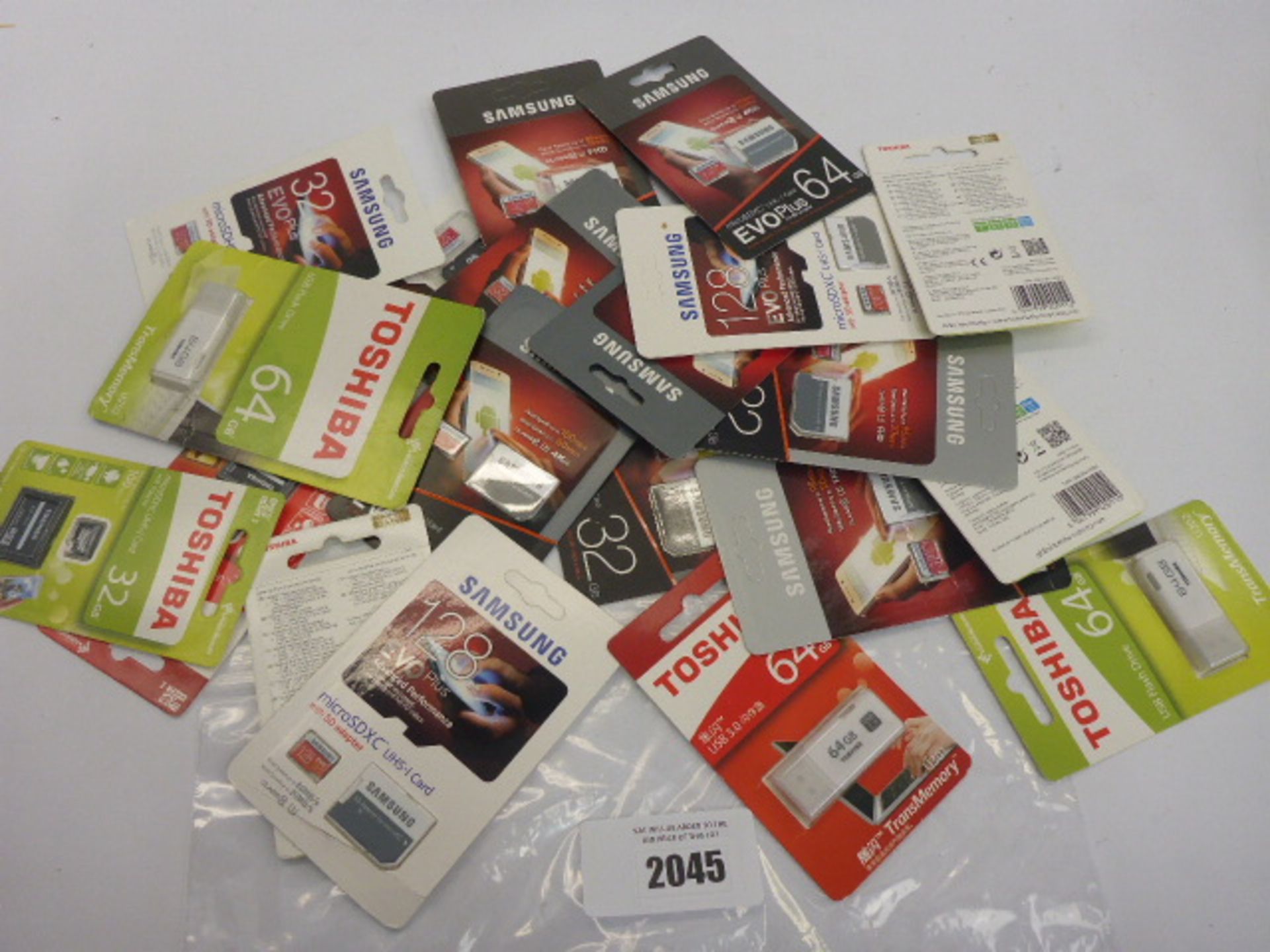Quantity of Samsung and Toshiba flash drives and microSD cards