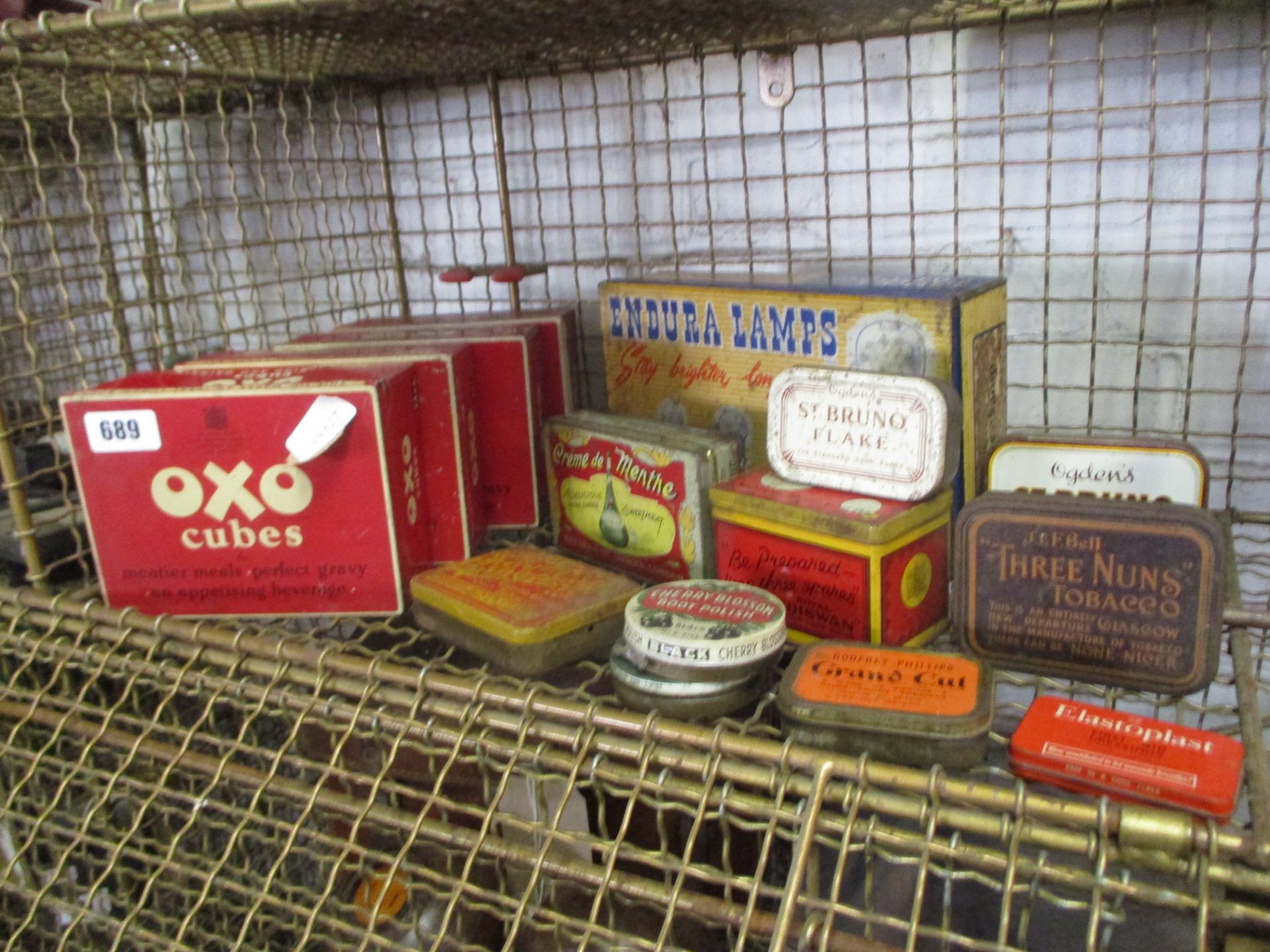 Vintage tins incl. OXO, Edura lamps and others