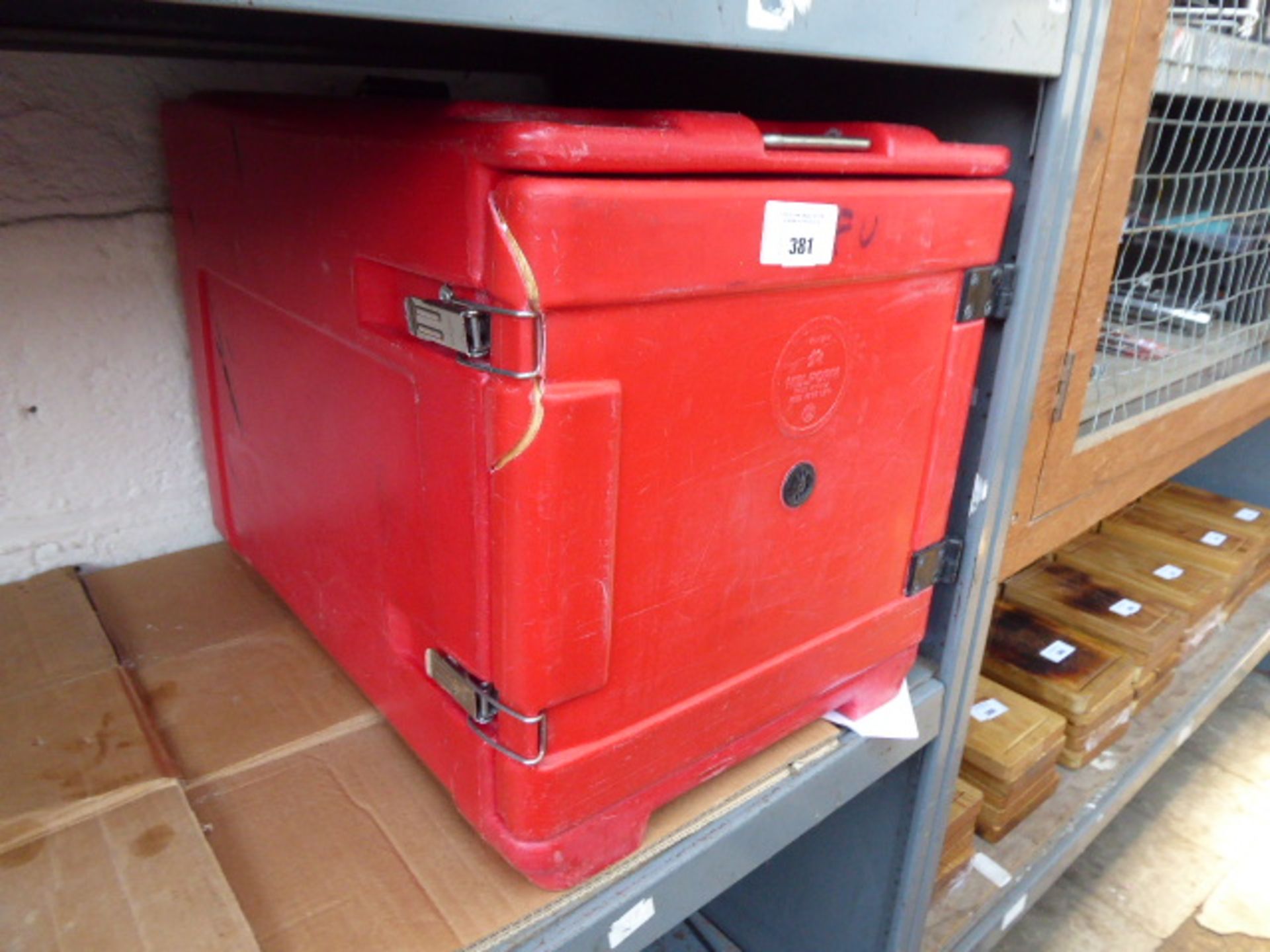 Large Melform red food transport box