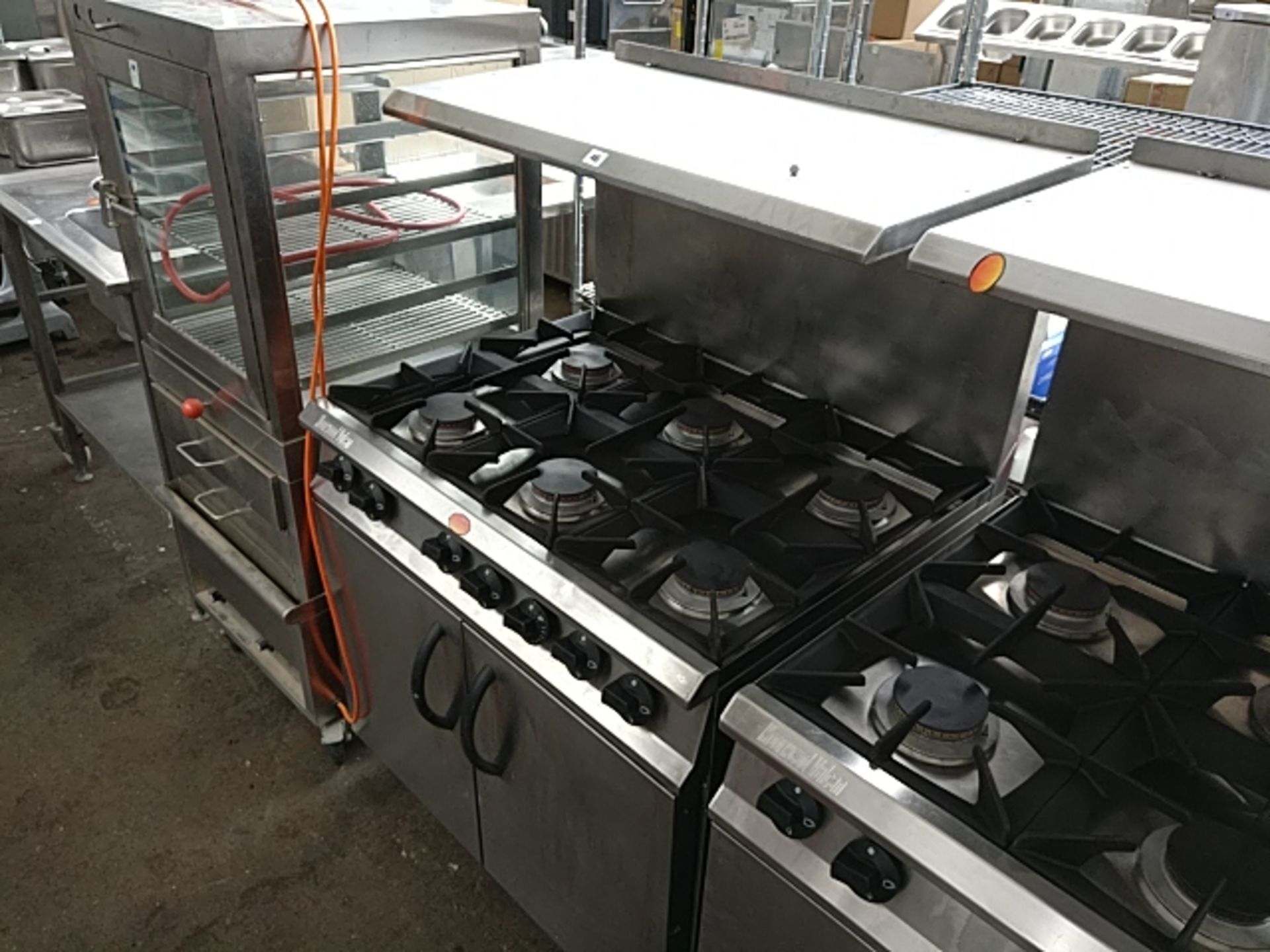 90cm gas Moorwood Vulcan 6-burner cooker with 2-door oven under and shelf over - Image 2 of 3