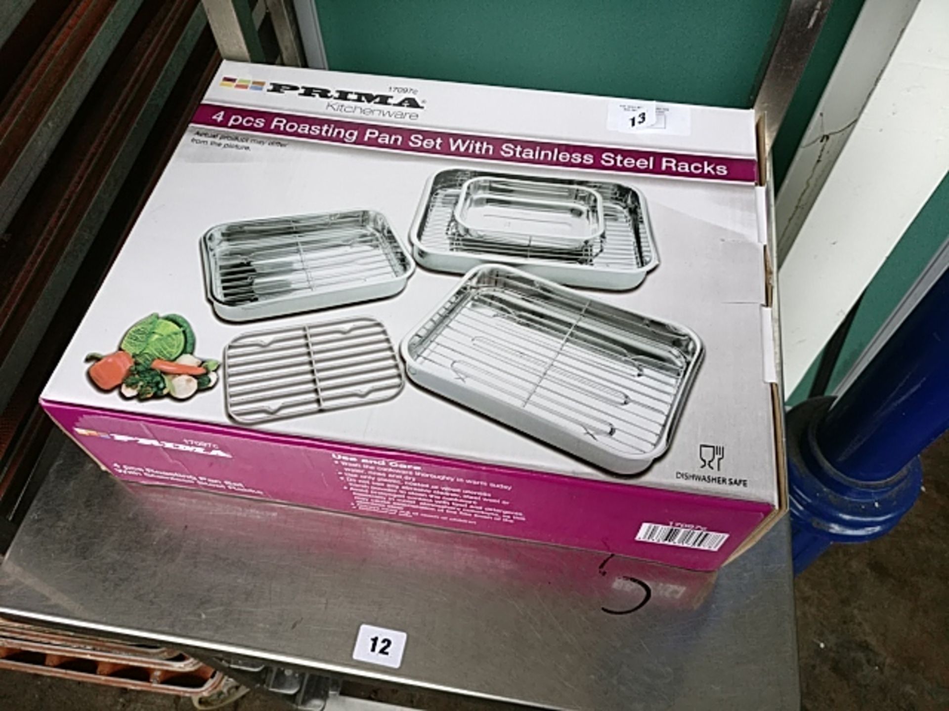 Prima 4-piece roasting pan set with stainless steel racks, in box