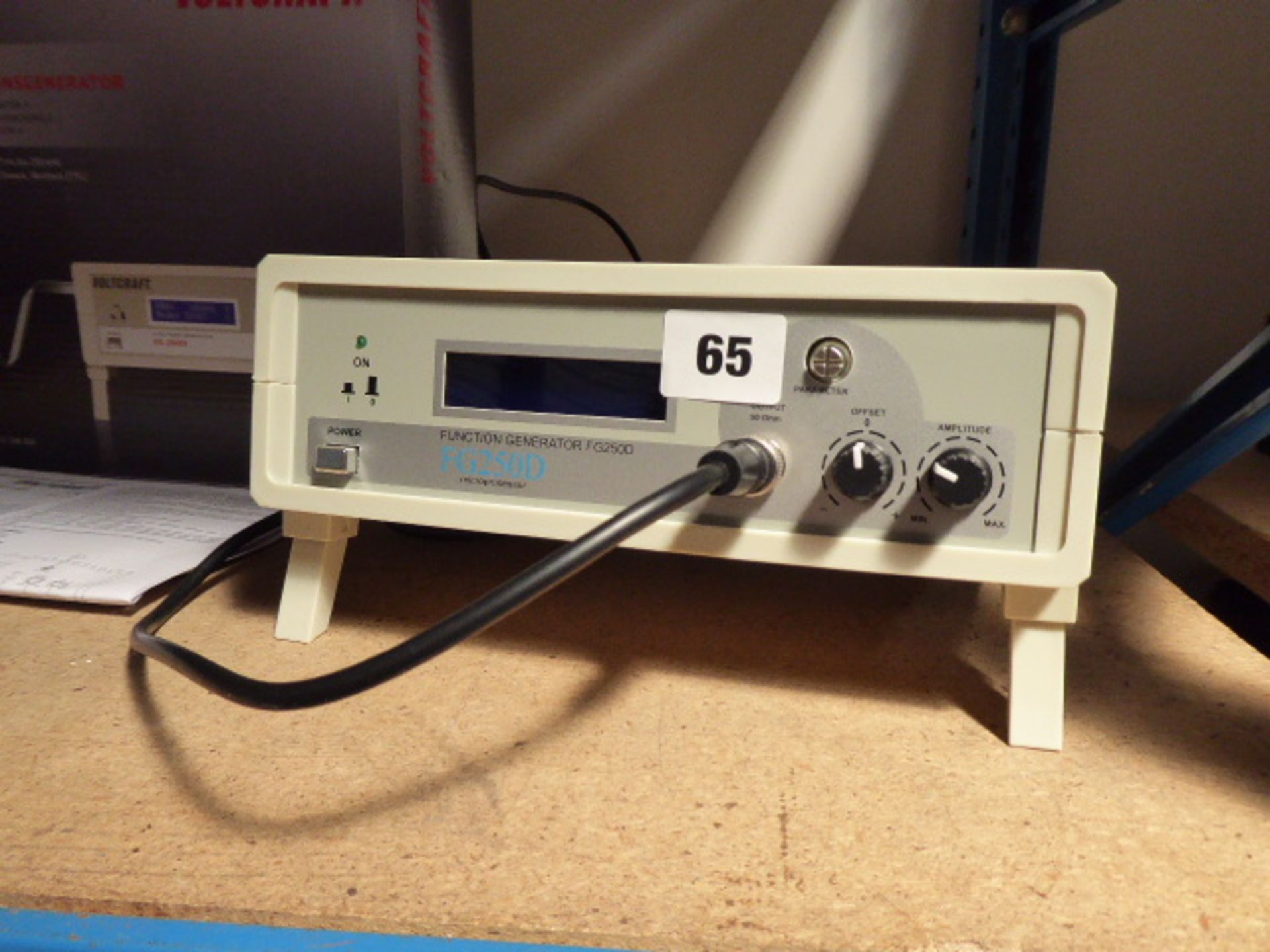 Voltcraft FG250D function generator micro-processor with box and Tektronix 2205 oscilloscope - Image 3 of 5