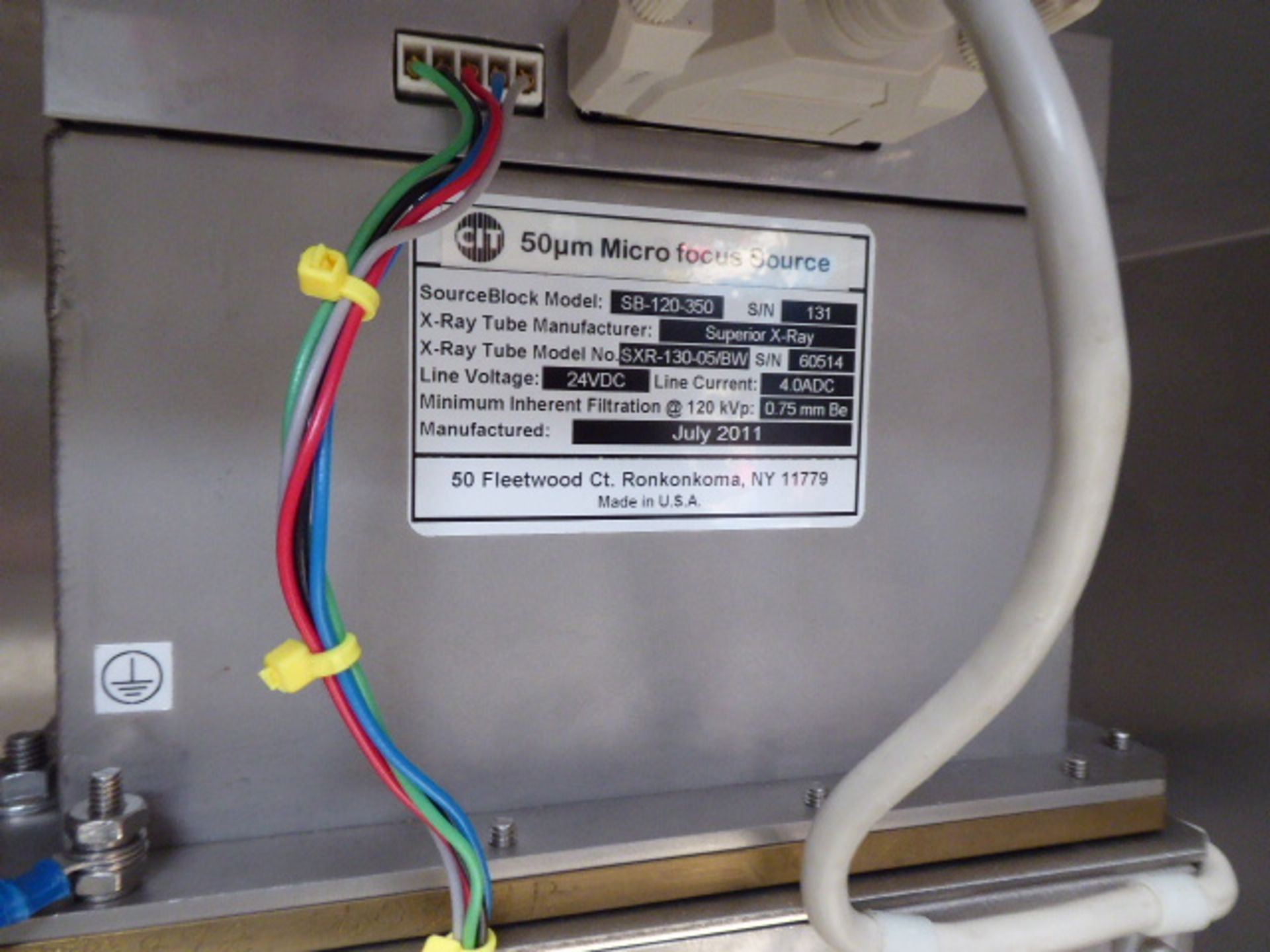 Mera control console multiple energy radiographic analysis cabinet mounted on mobile platform with - Image 7 of 9