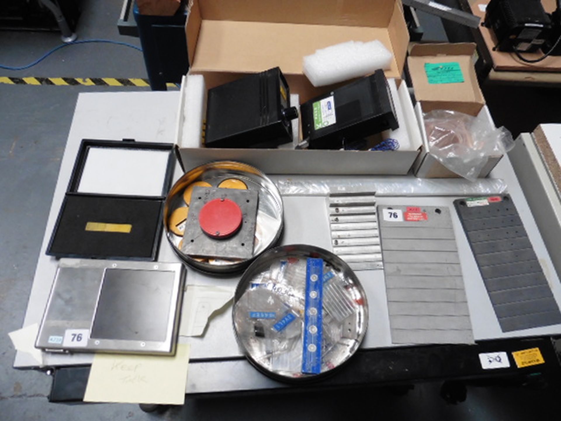 A range of CR system testing tools, Contrast Sensitivity gauge, X-Ray calibration samples and other - Image 2 of 6