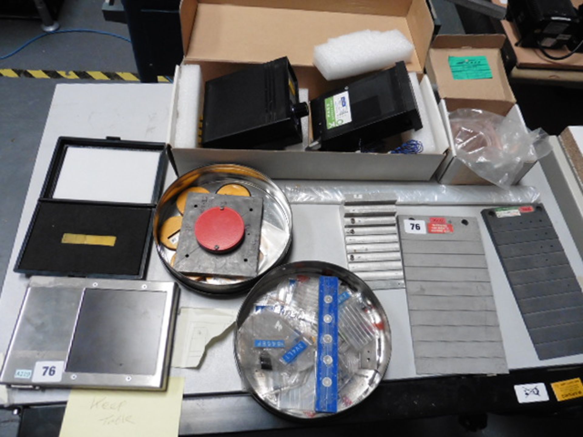 A range of CR system testing tools, Contrast Sensitivity gauge, X-Ray calibration samples and other - Image 6 of 6