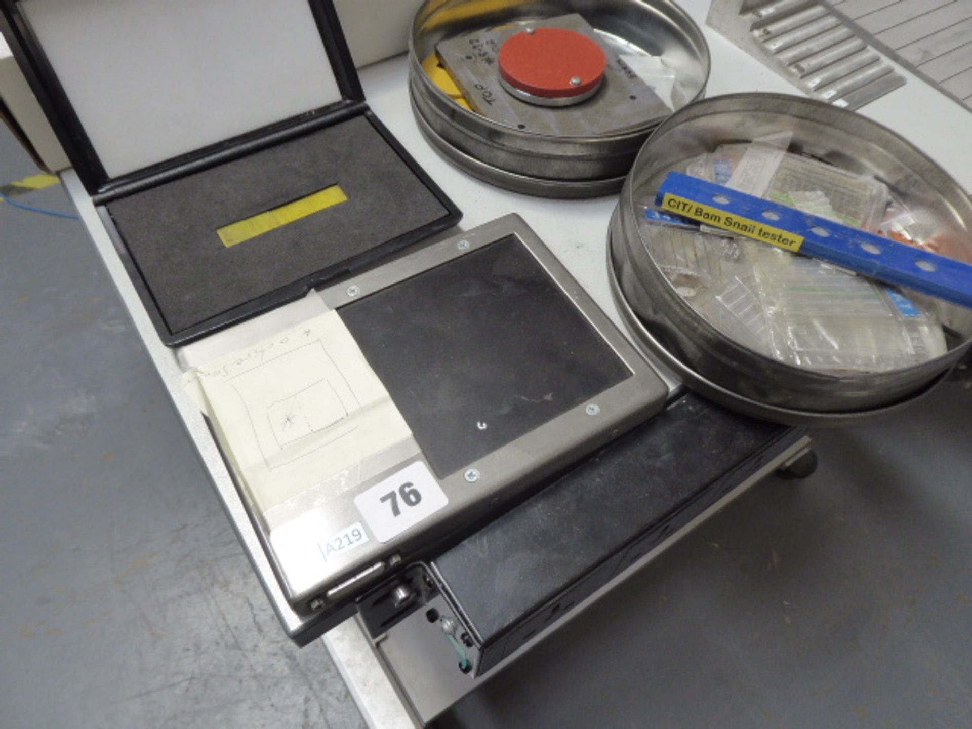 A range of CR system testing tools, Contrast Sensitivity gauge, X-Ray calibration samples and other - Image 5 of 6