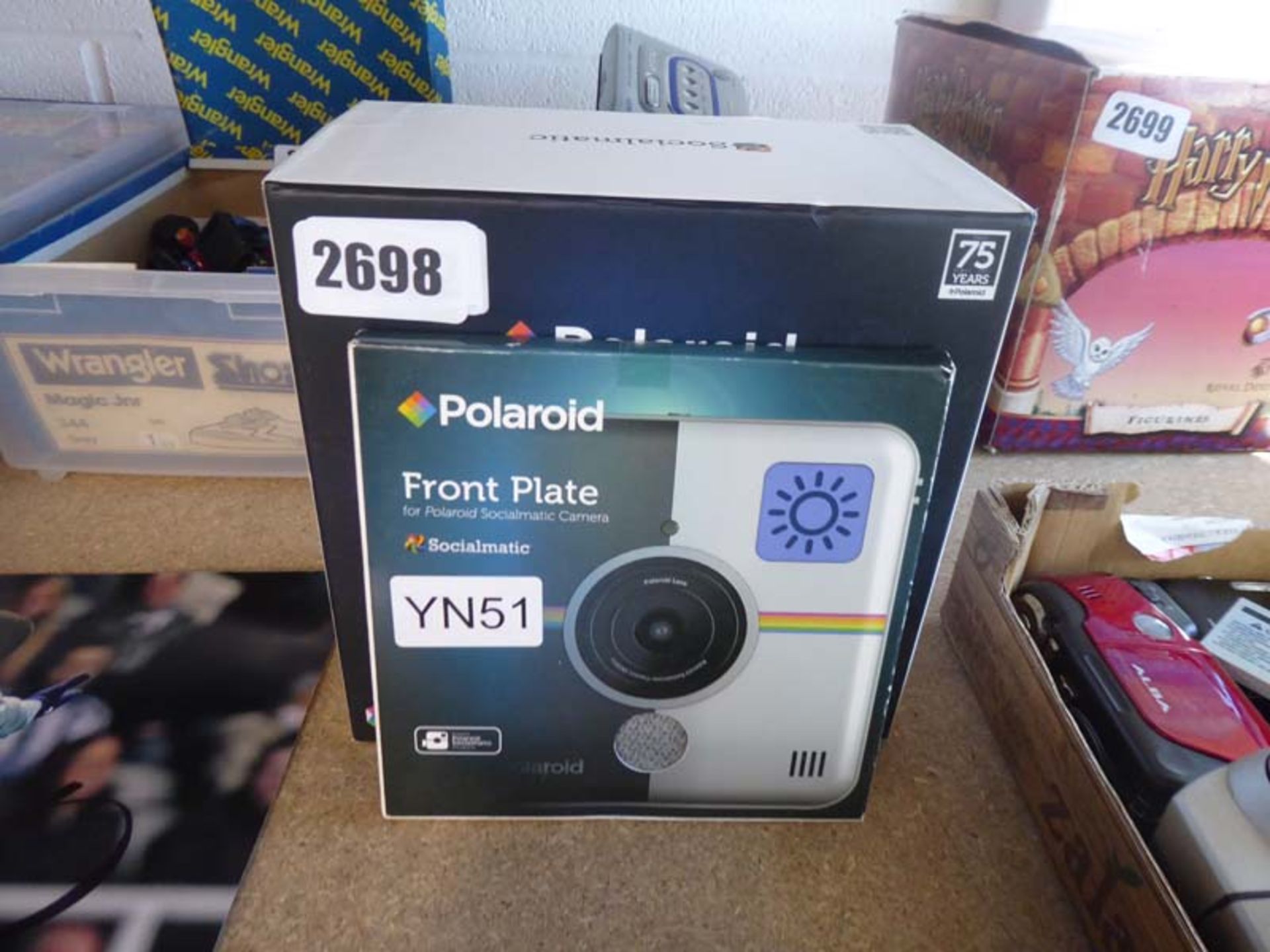 WD 2392 Polaroid SOciomatic camera with front plate accessory