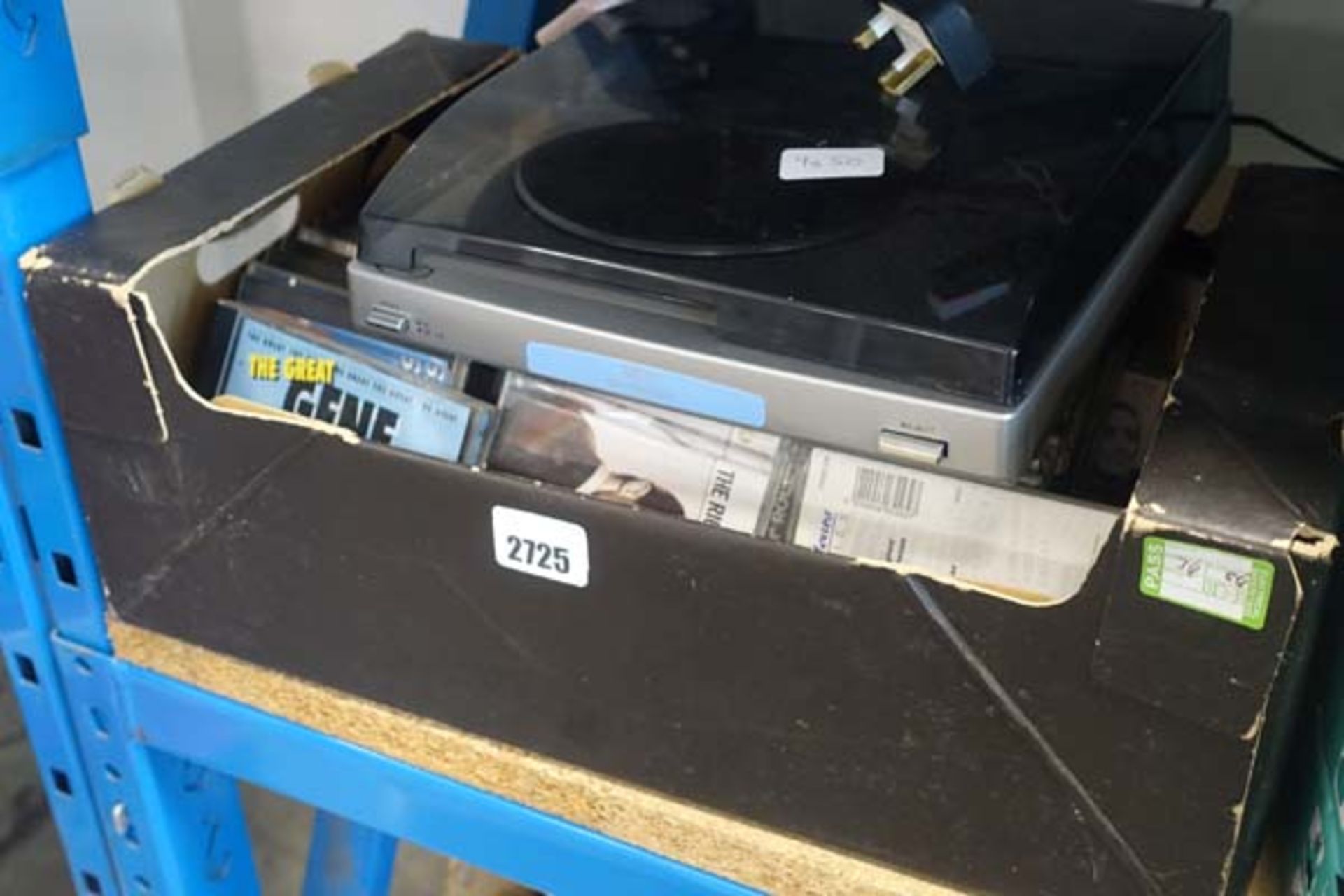 2654 Bush portable record player with CD's