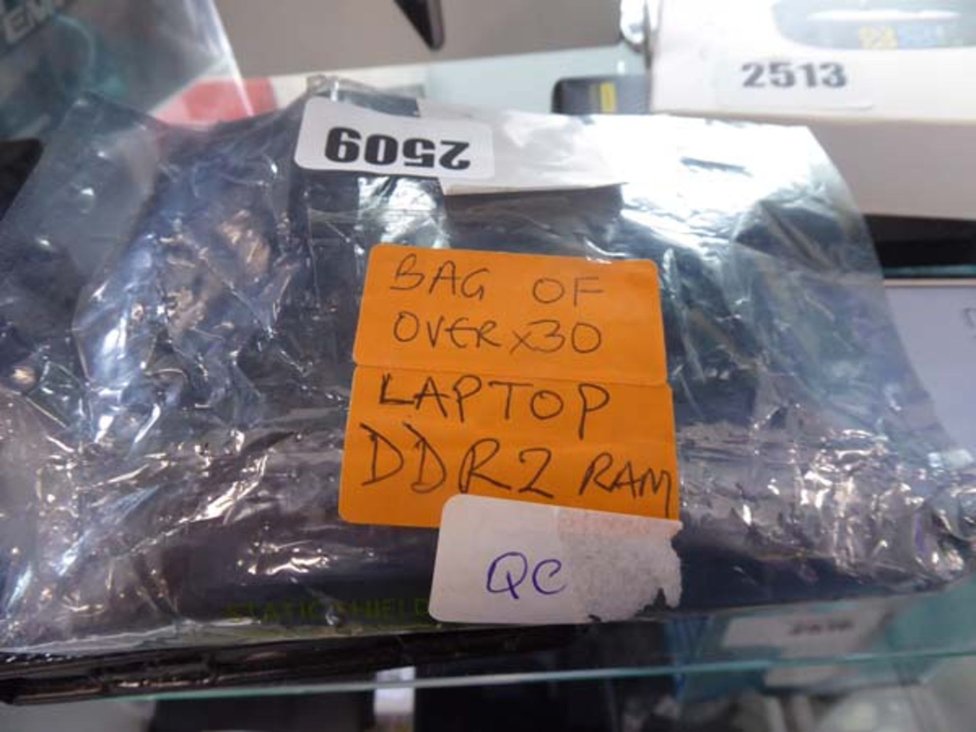 Bag containing approx 30 laptop DDr2 ram