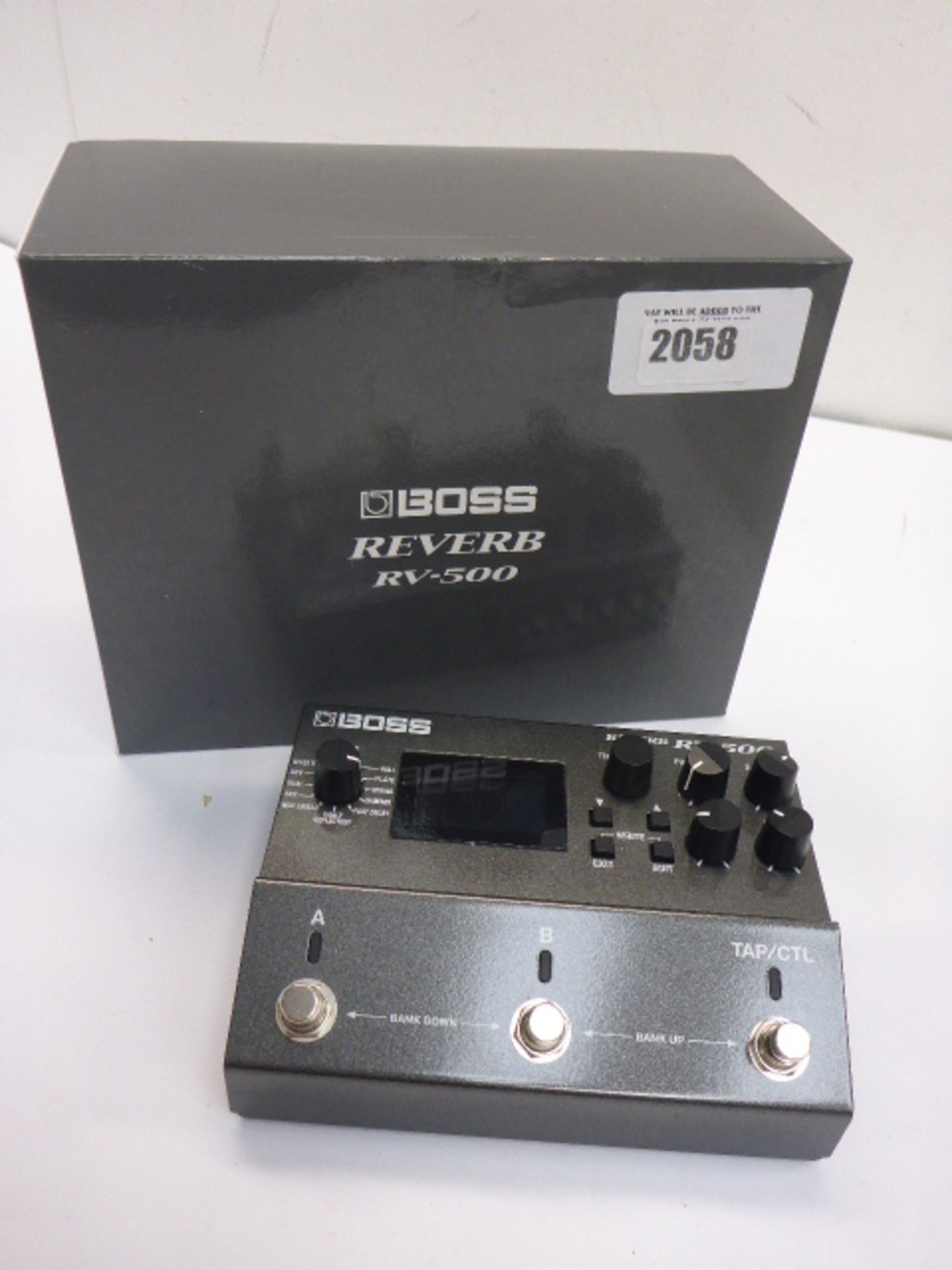 Boss Reverb RV-500 pedal