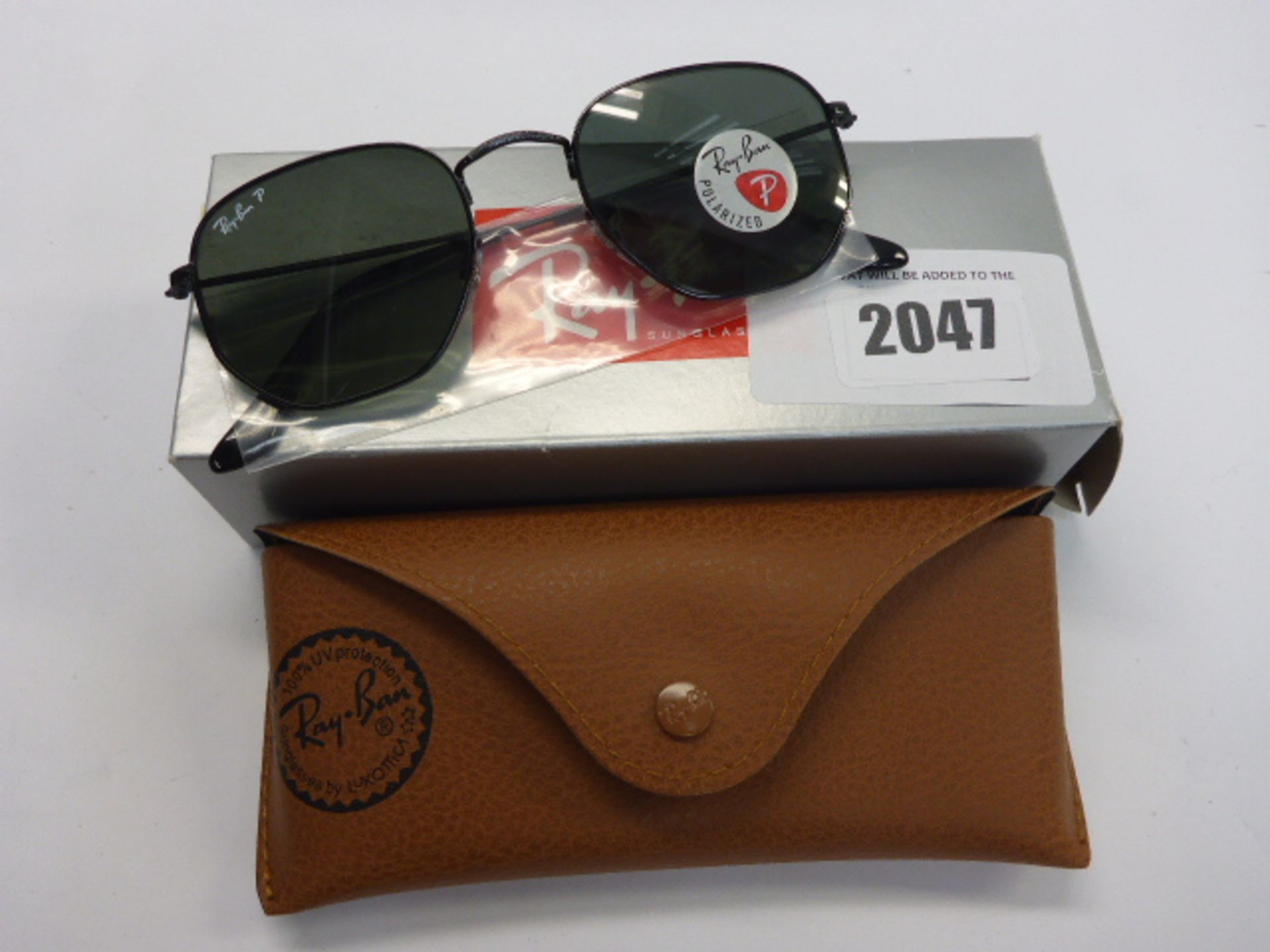 Ray-Ban RB3548 sunglasses with case and box