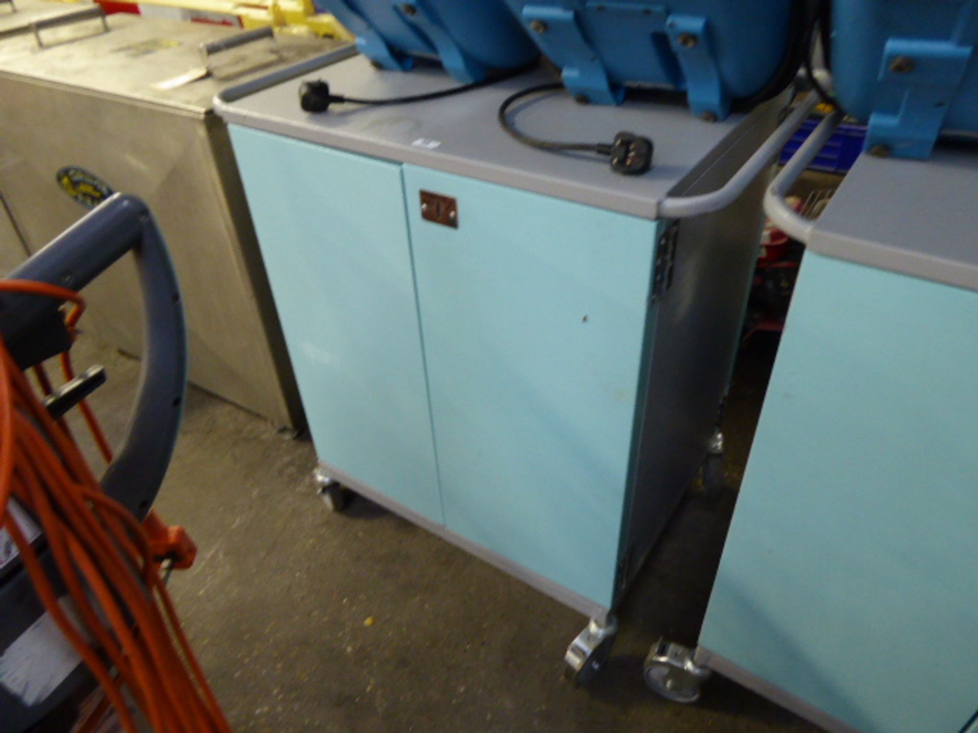 Metal wheeled double sided cleaning trolley