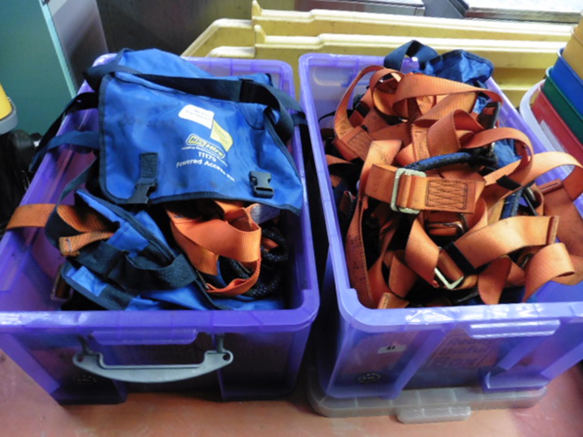 2 trays of safety harnesses and access kits