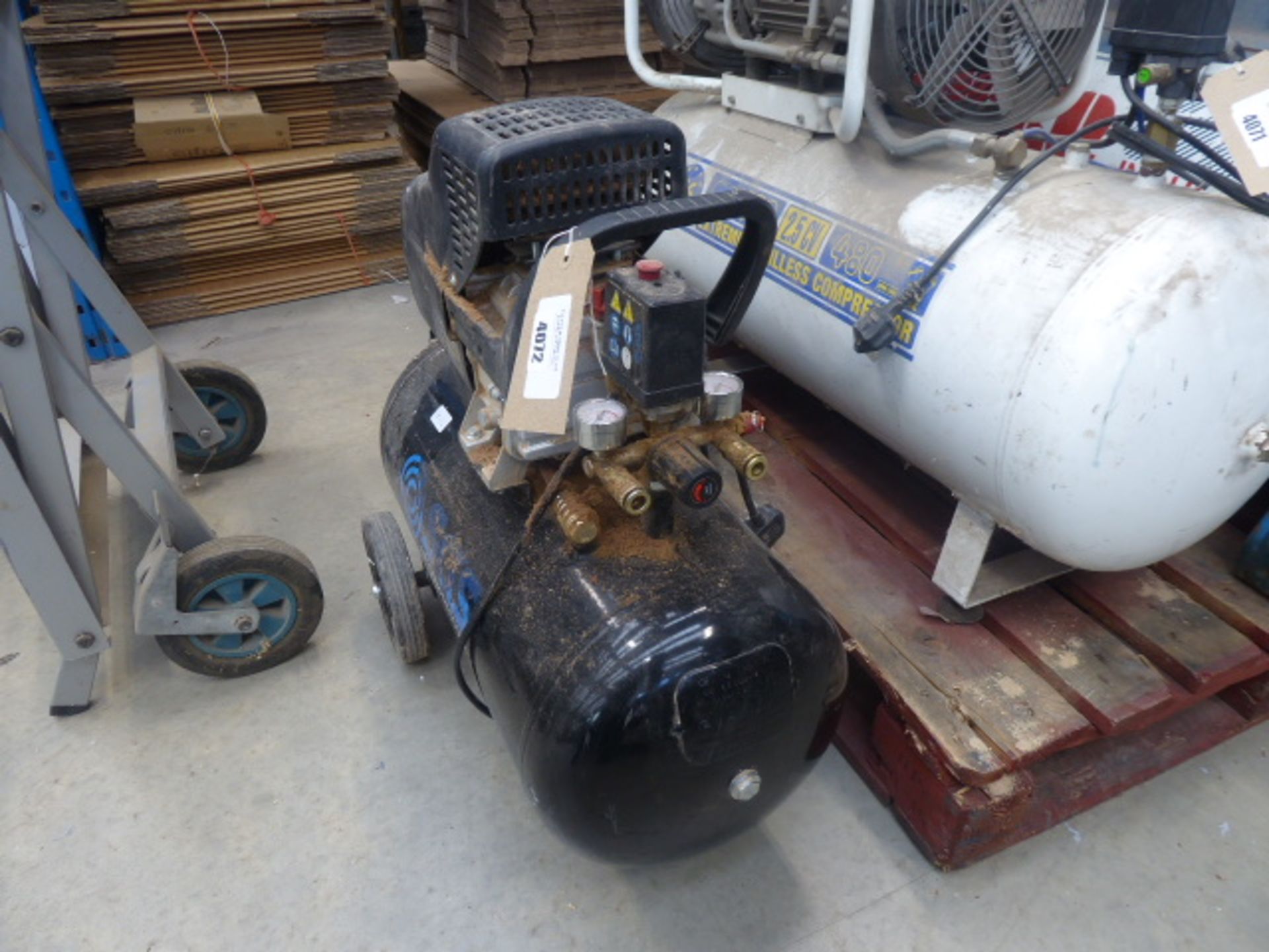 SGS 50 litre portable air compressor. - Image 2 of 2