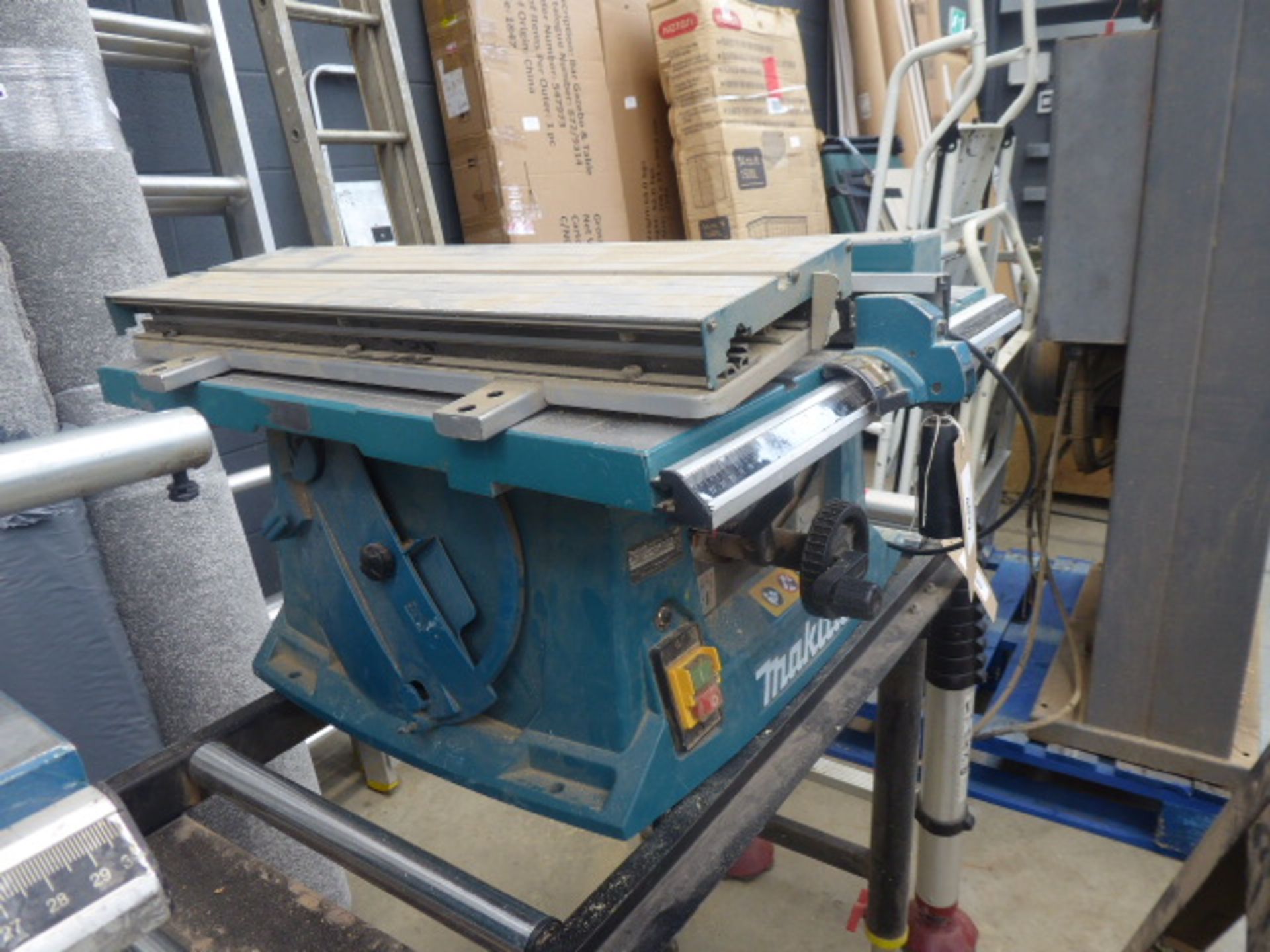 Makita MLT100 single phase electric saw bench - Image 2 of 2