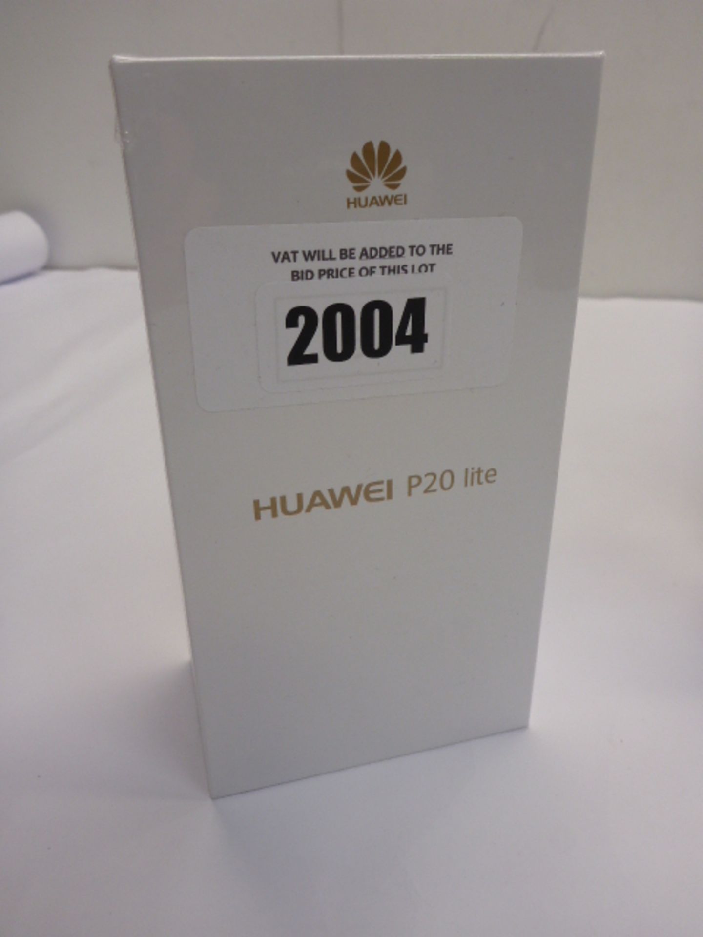 Huawei P20 Lite 128GB smartphone in box (sealed)