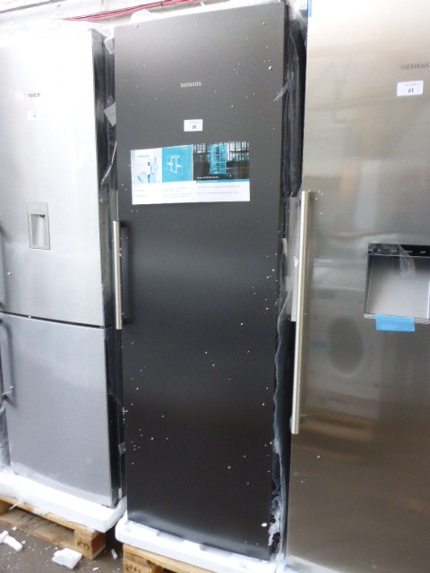 GS36NVX3PGB Siemens Free-standing upright freezer