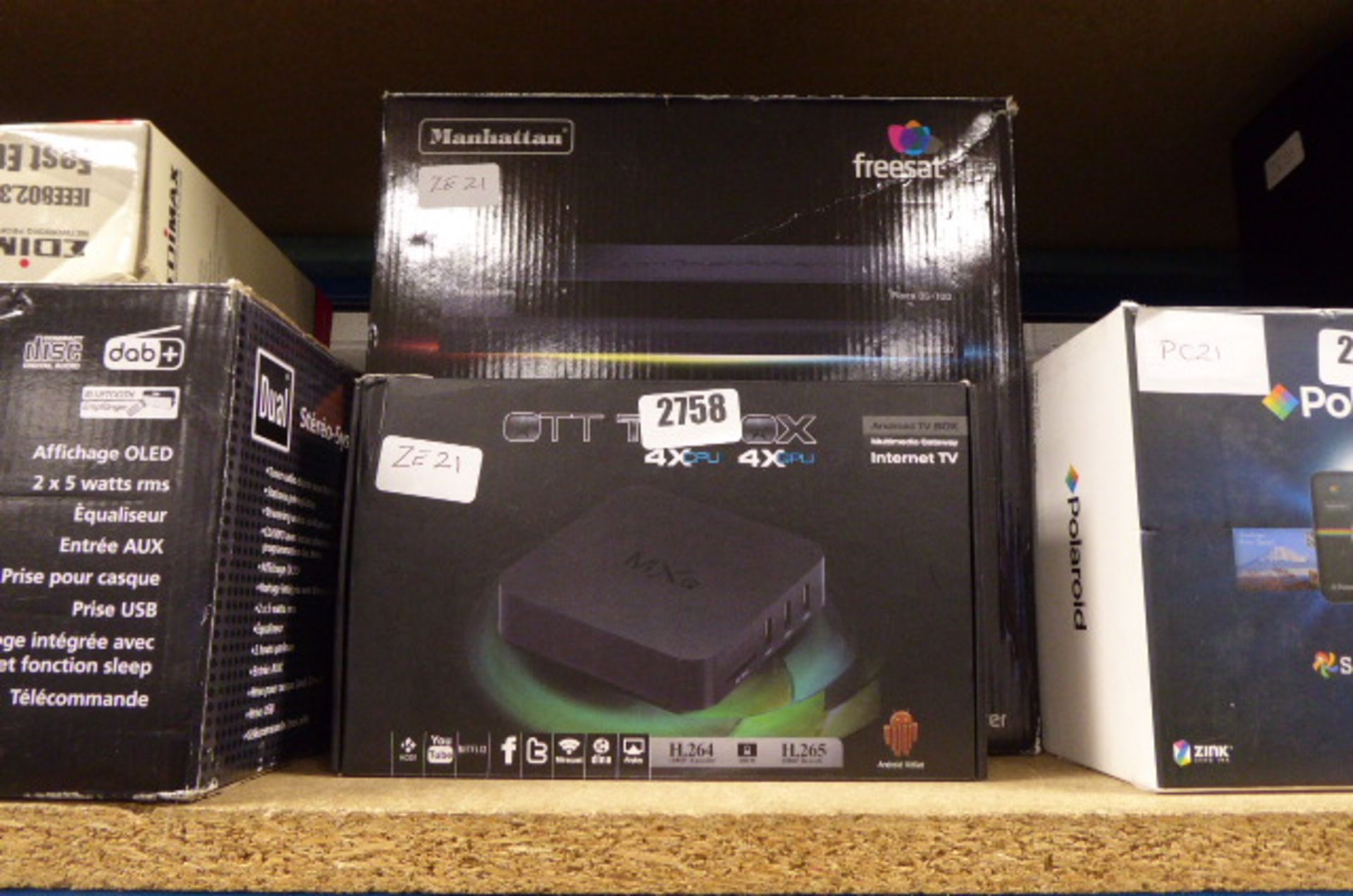 Plaza DS3 sat unit together with an OTT Android box