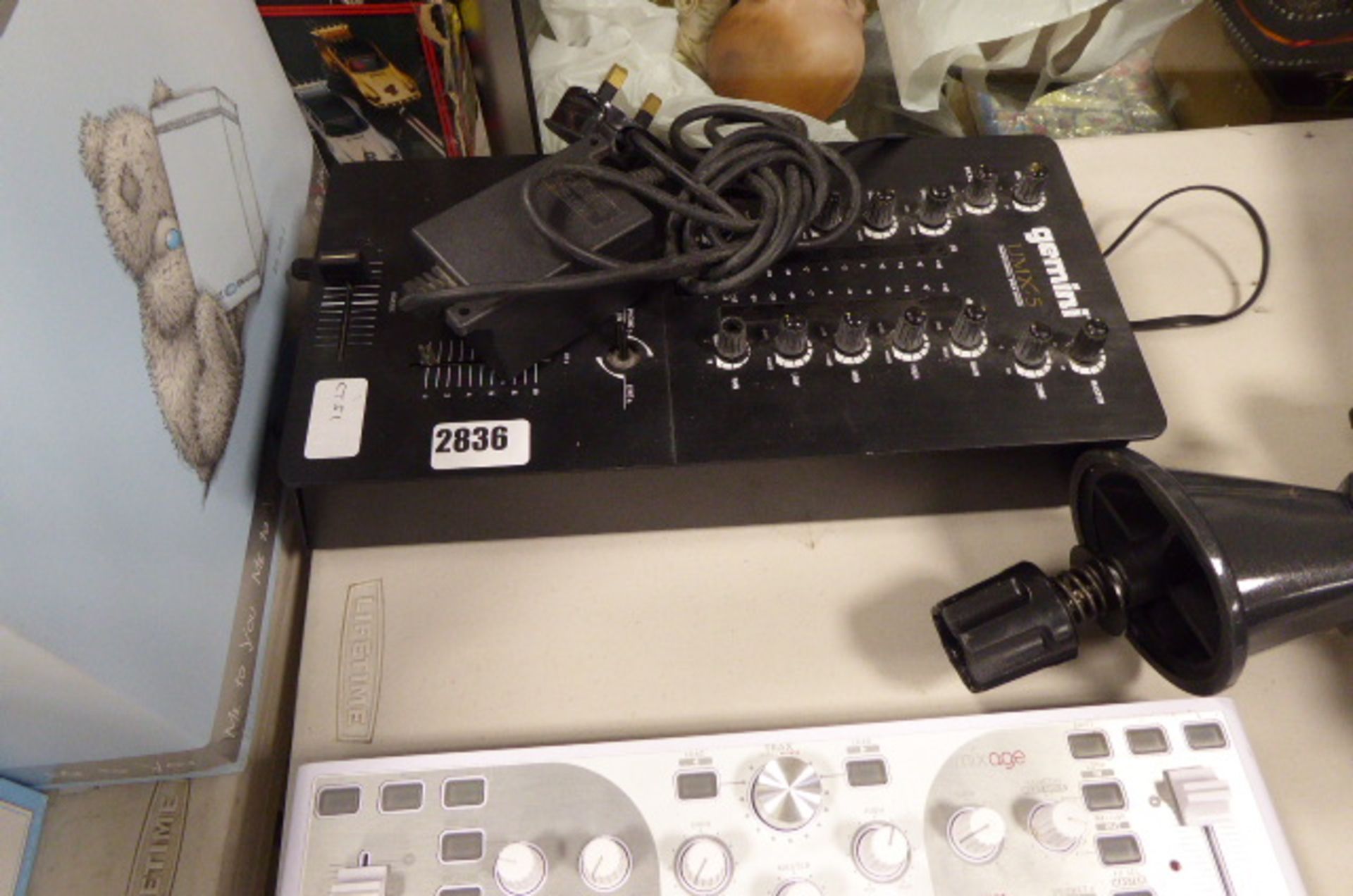 Gemini UMX5 professional V-mixer