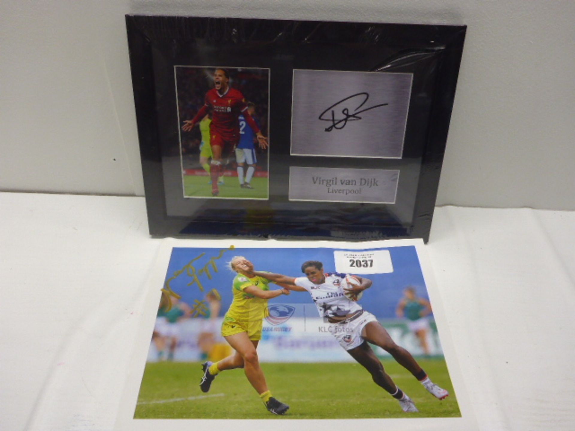 Print photo of ladies ruby bearing signature (*UNVERIFIED*) and printed photo of Virgil van Dijk