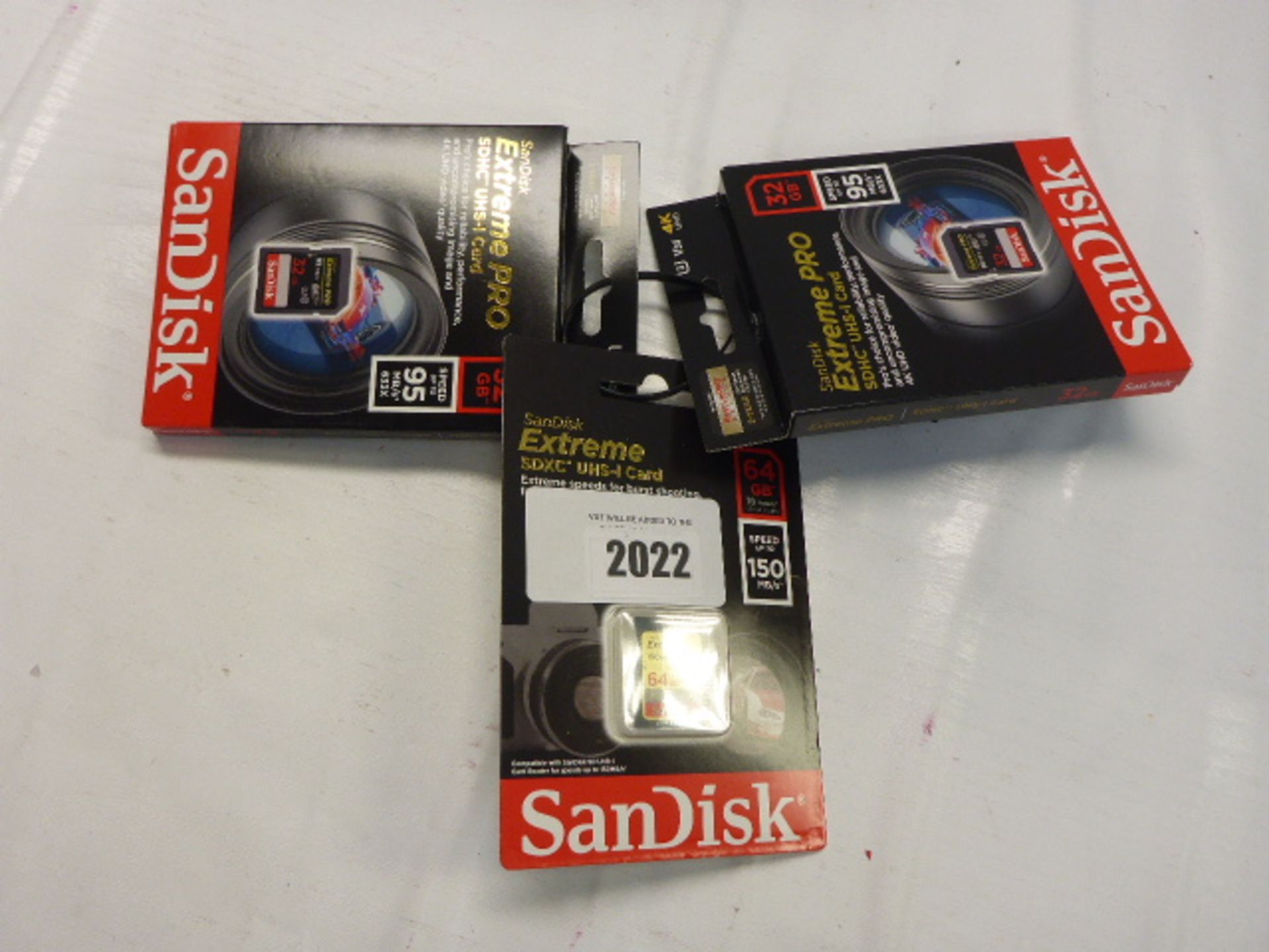 3x SanDisk Extreme PRO SDHC UHS-I cards; 2x 32GB, 1x 64GB