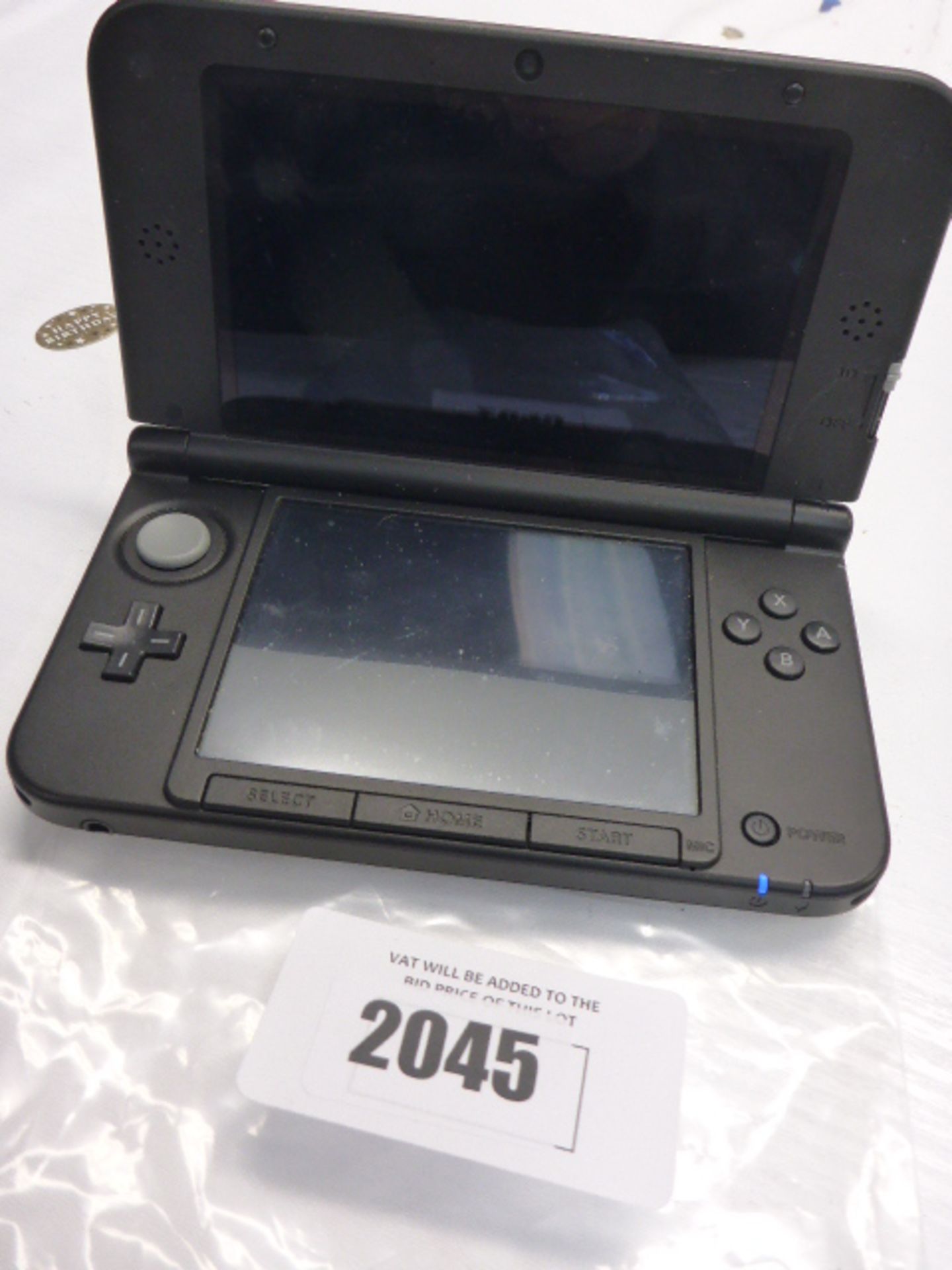 Nintendo 3DS XL in grey