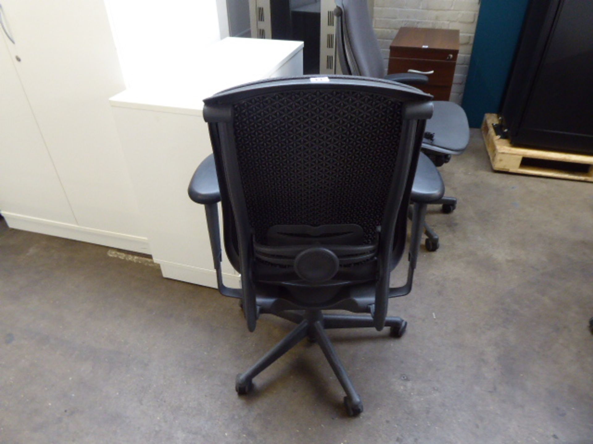 A Herman Miller Celle charcoal cloth swivel armchair - Image 2 of 2