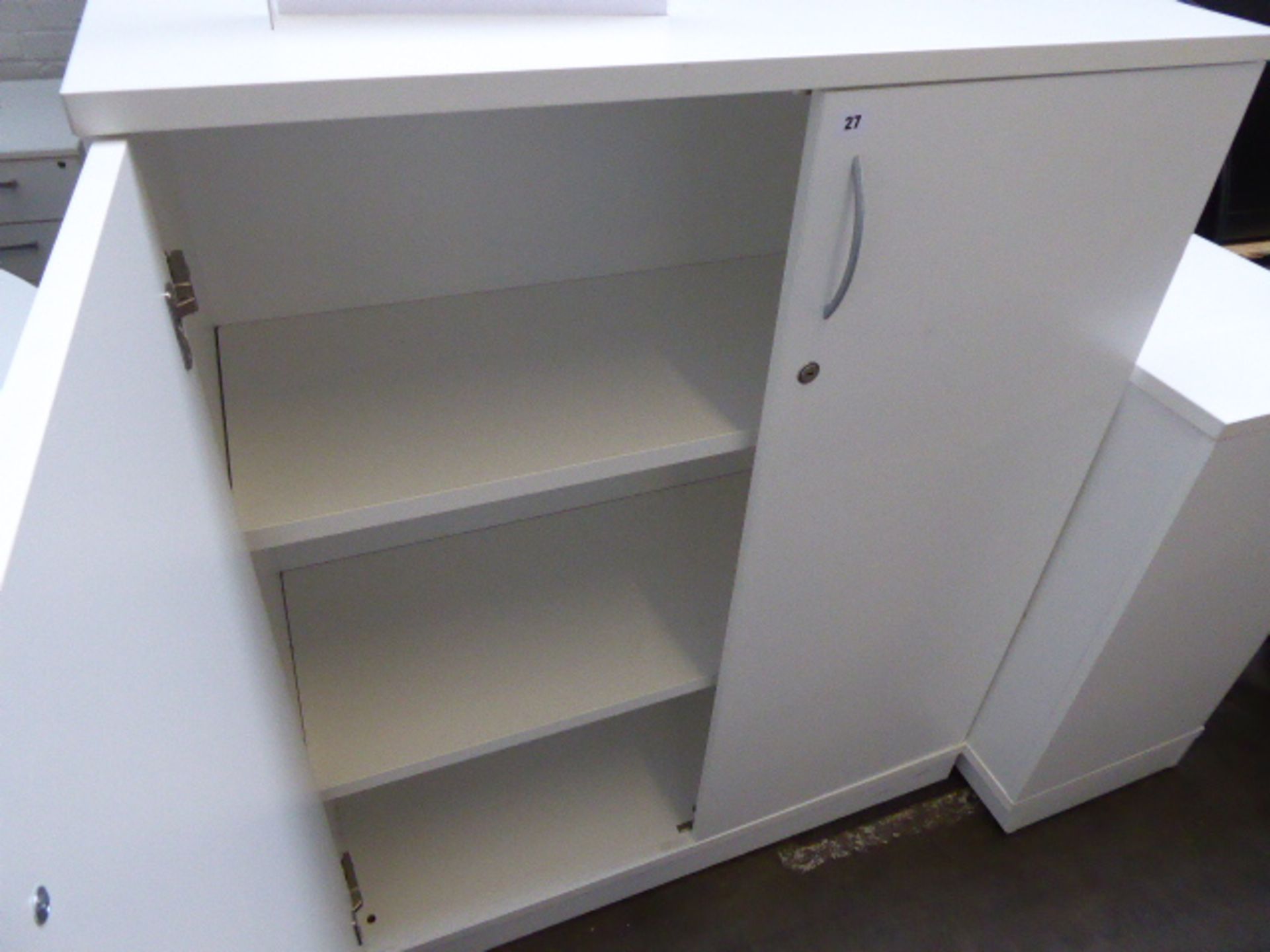 2 100cm wide by 120cm tall 2 door stationary cabinets - Image 2 of 2