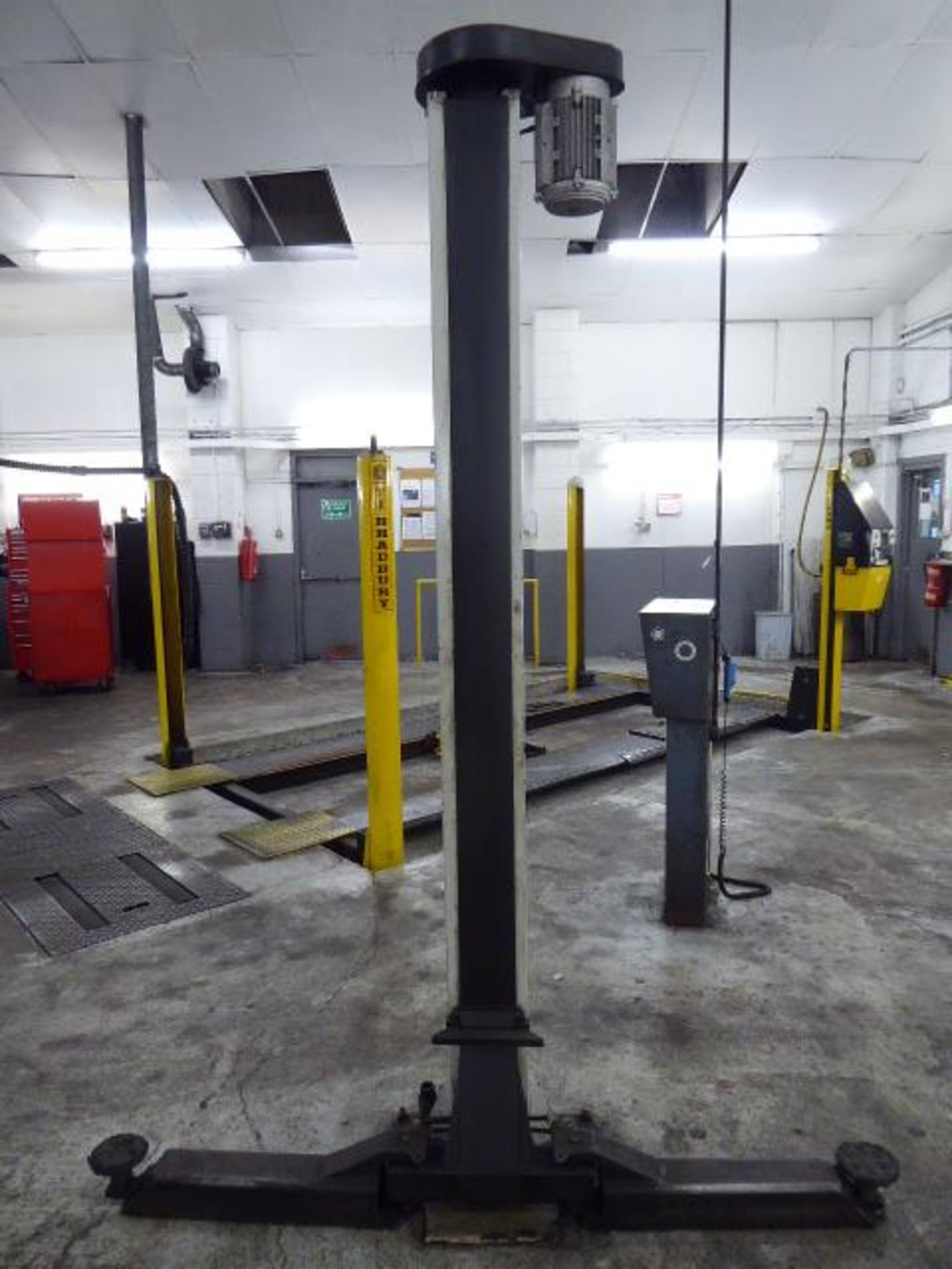 Consul H327, 4 tonne, 2 post car lift, year 2008 (3 phase) - Image 3 of 11