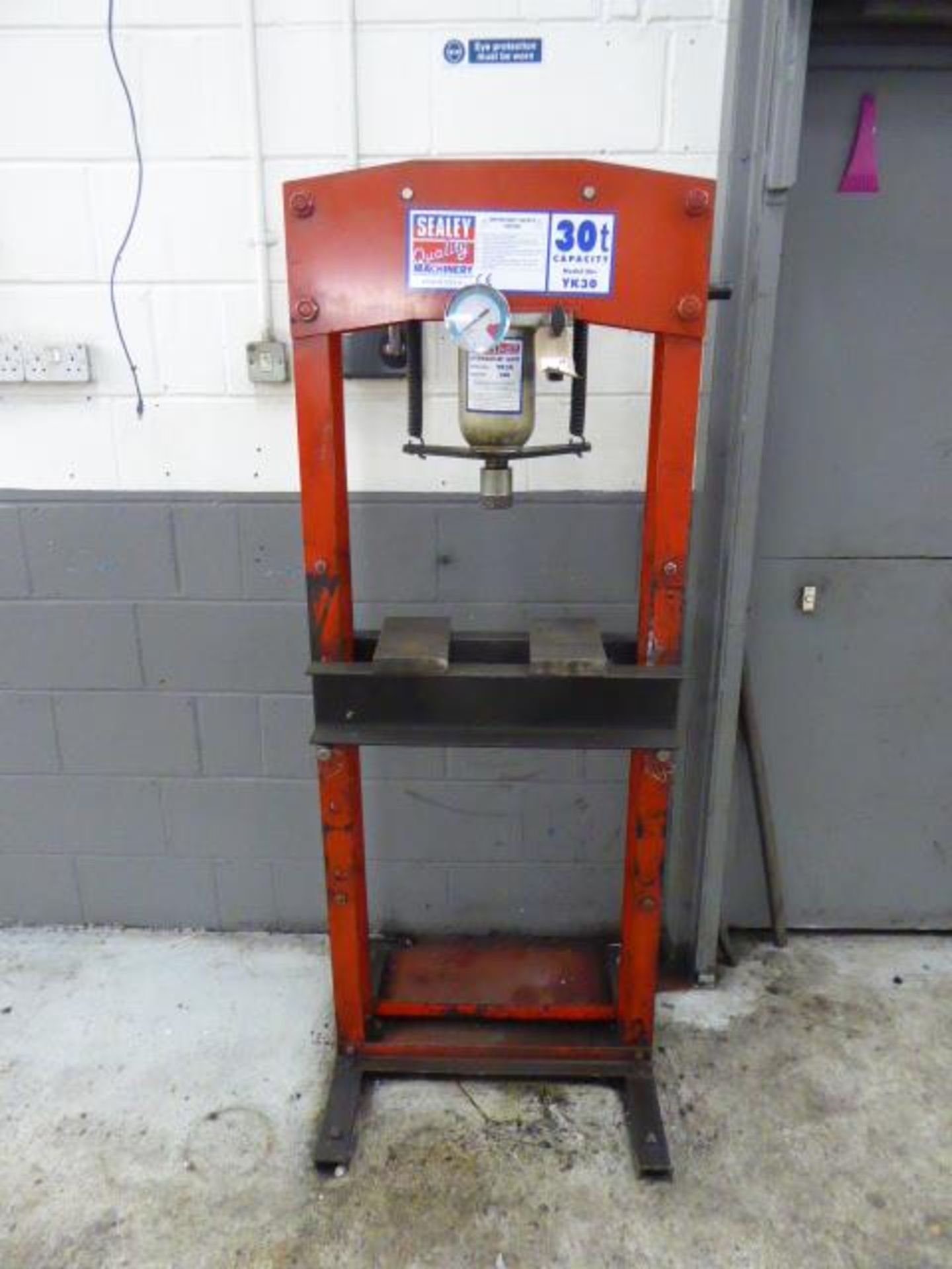 Sealey YK30 3 tonne capacity press