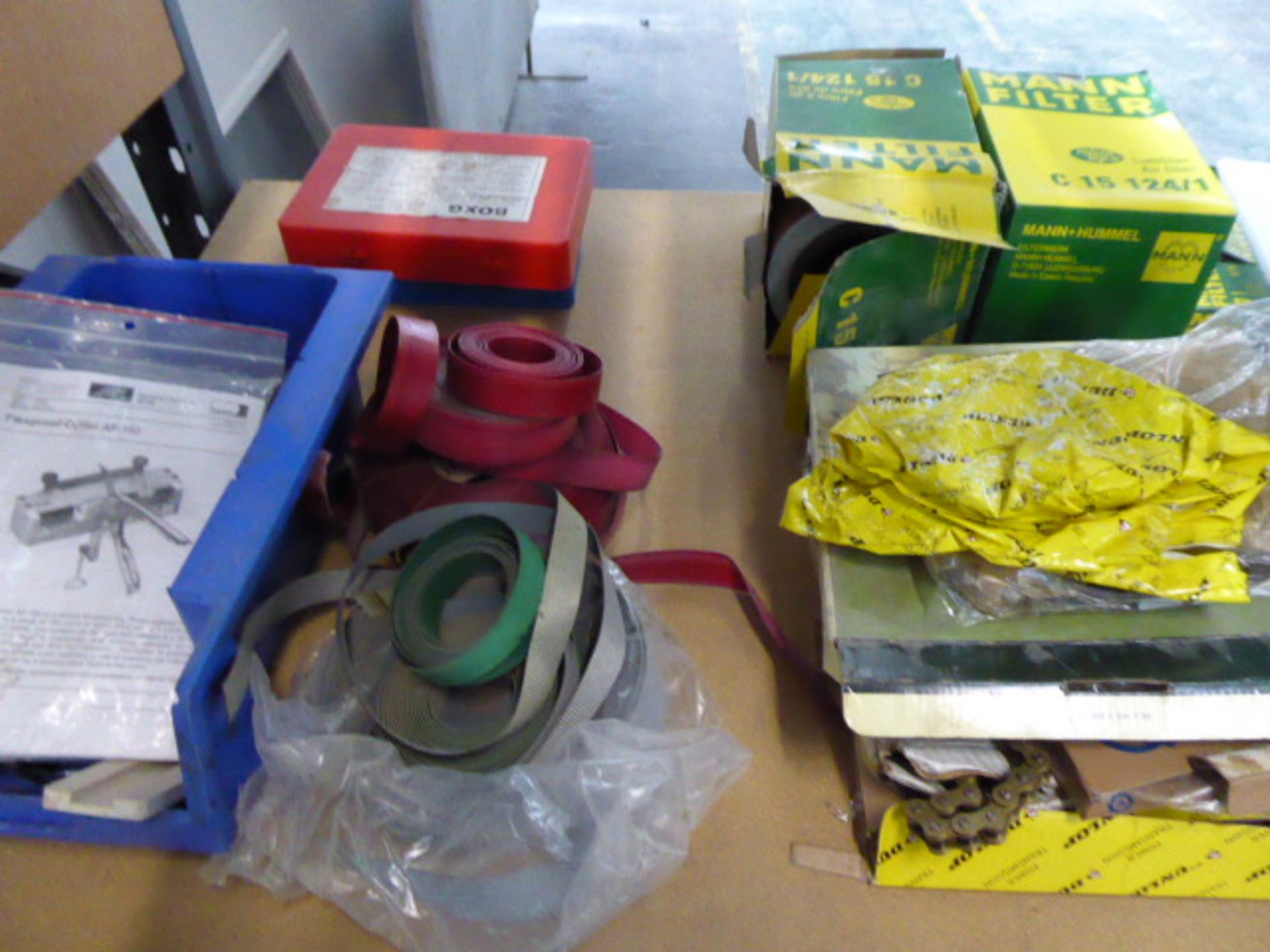 Range of hot pressing devices, machinery spares, filters etc (top shelf) - Image 6 of 6