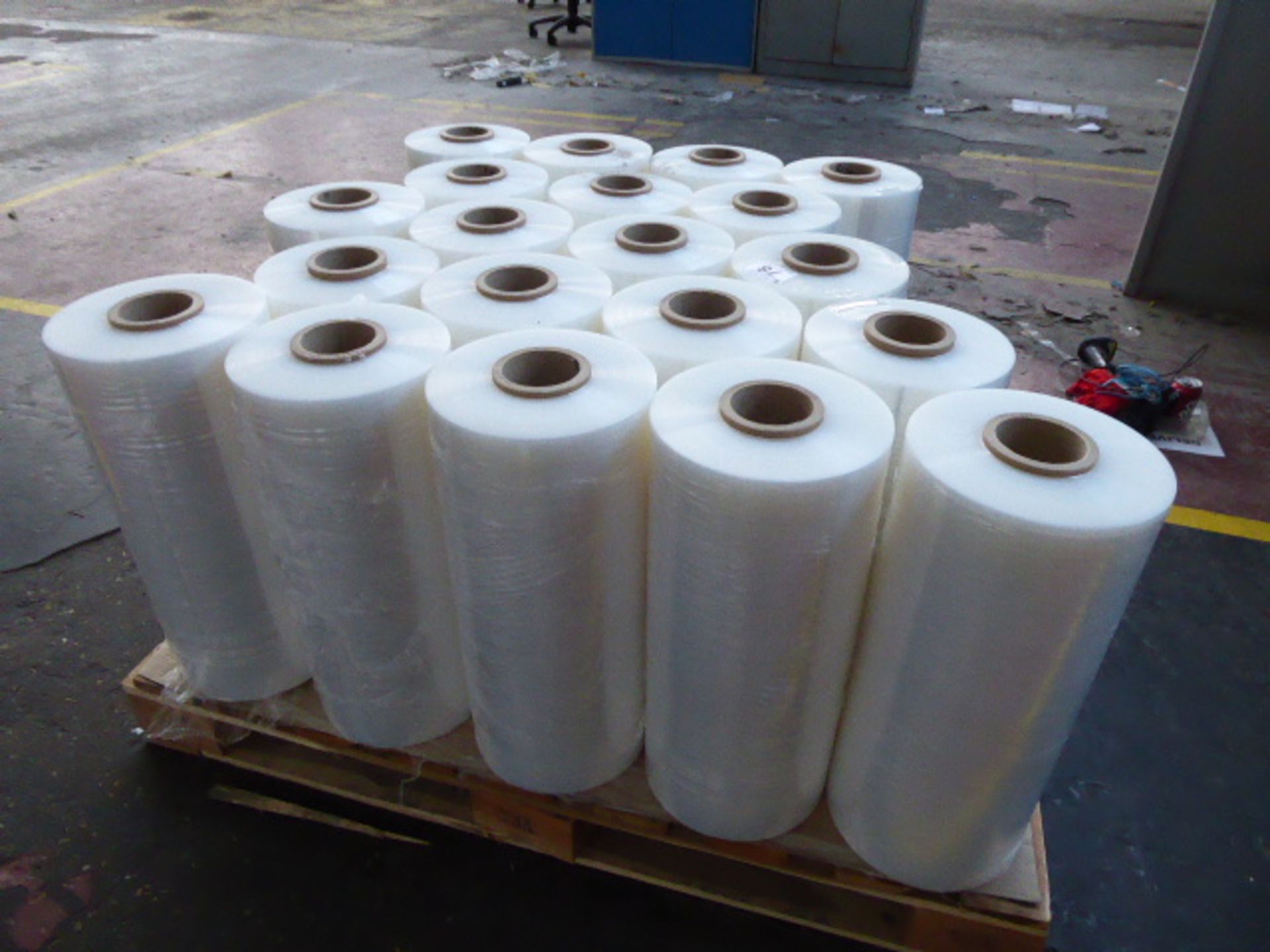 20 large rolls of clear shrink wrap suitable for shrink wrap machine - Image 2 of 2