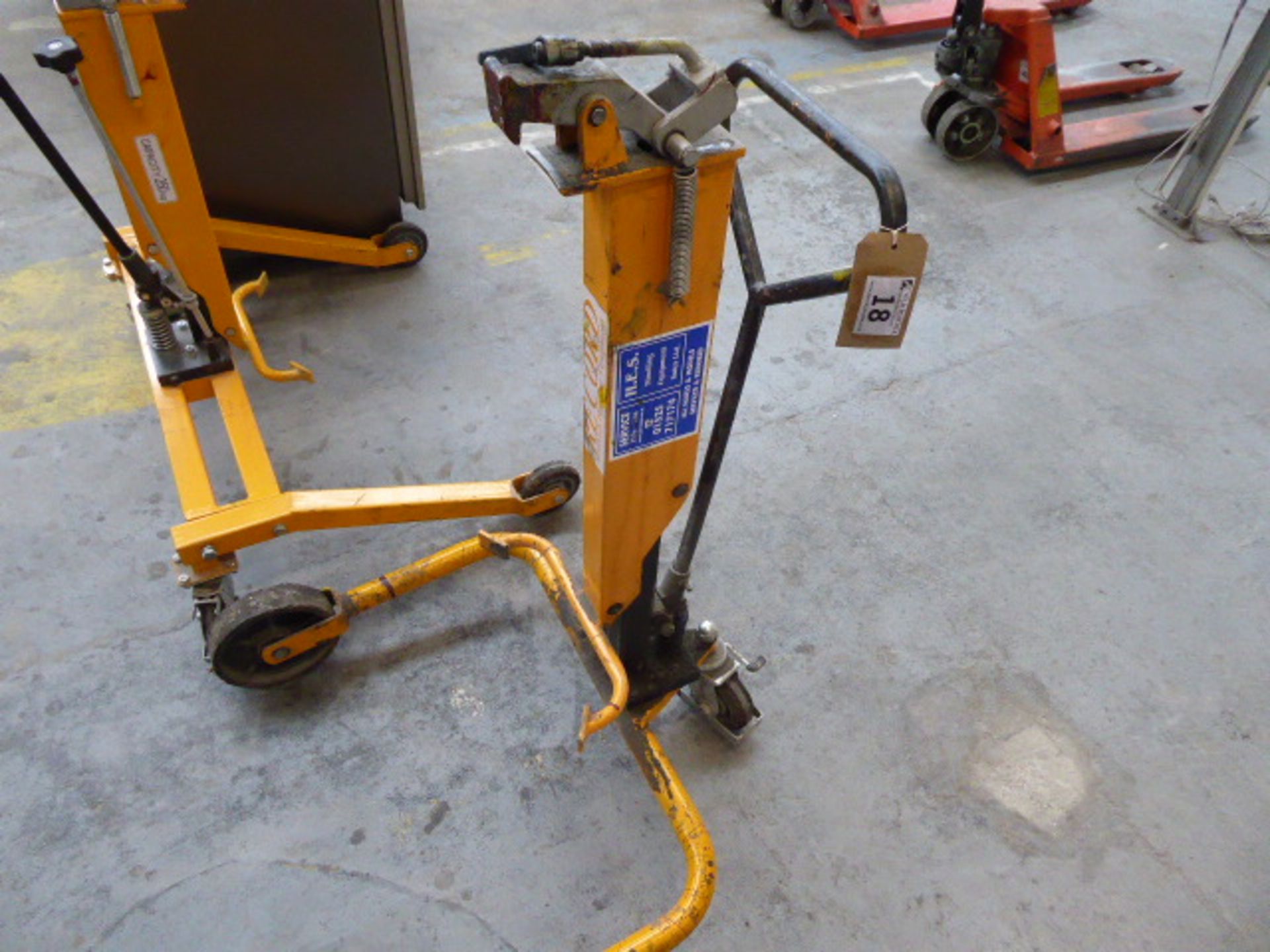 HES Record Materials Handling hydraulic drum truck, model DT250 - Image 3 of 4