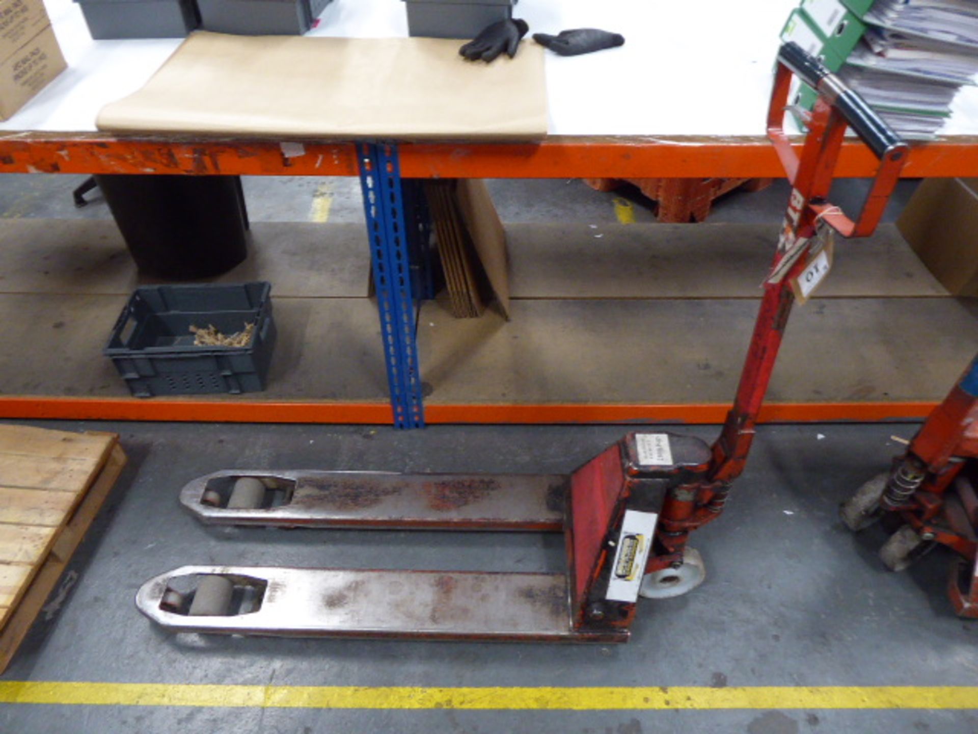 PT 200kg hydraulic pallet truck