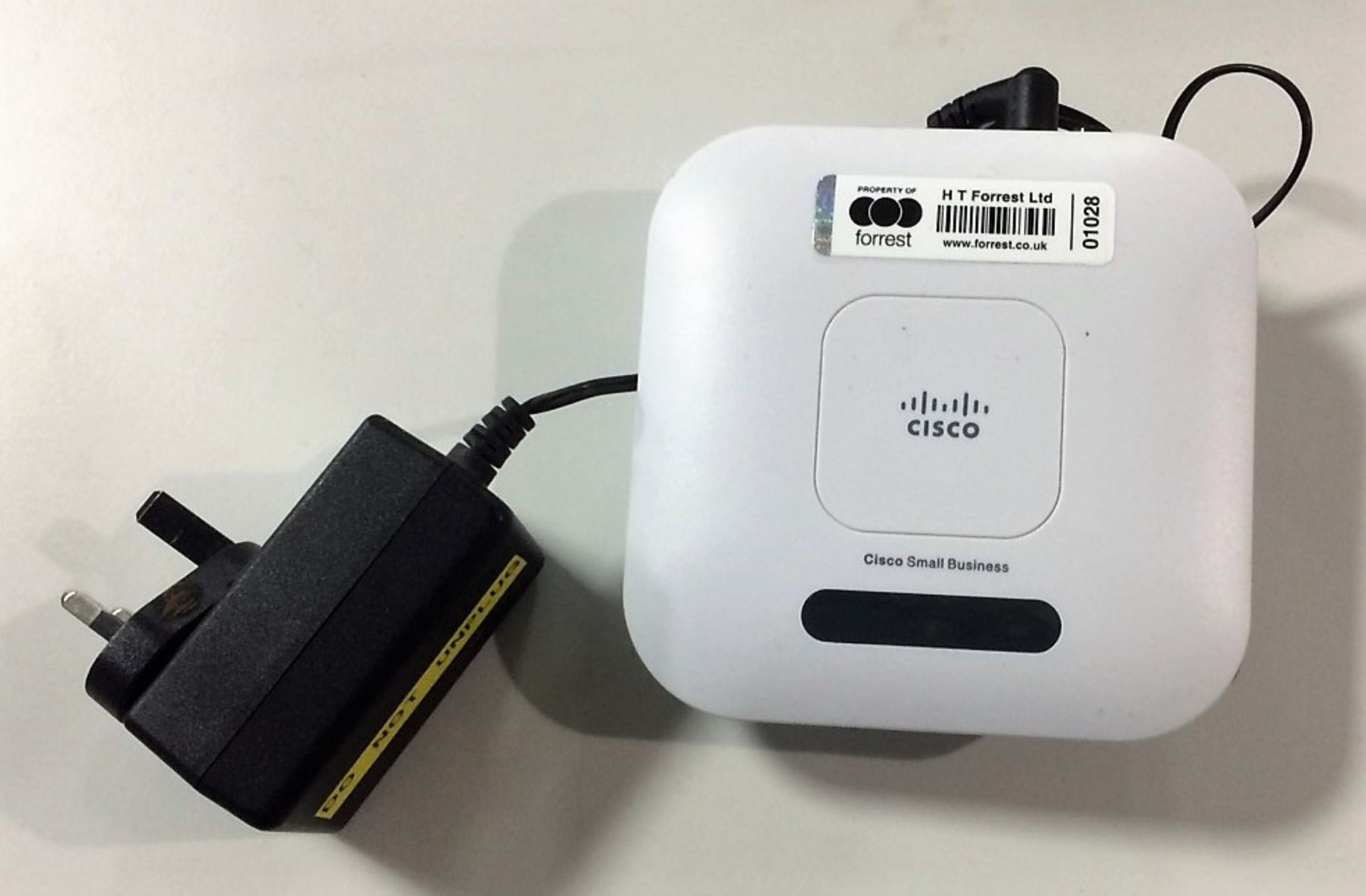 4 Cisco WAP121 Wireless Internet Access Devices. - Image 2 of 2