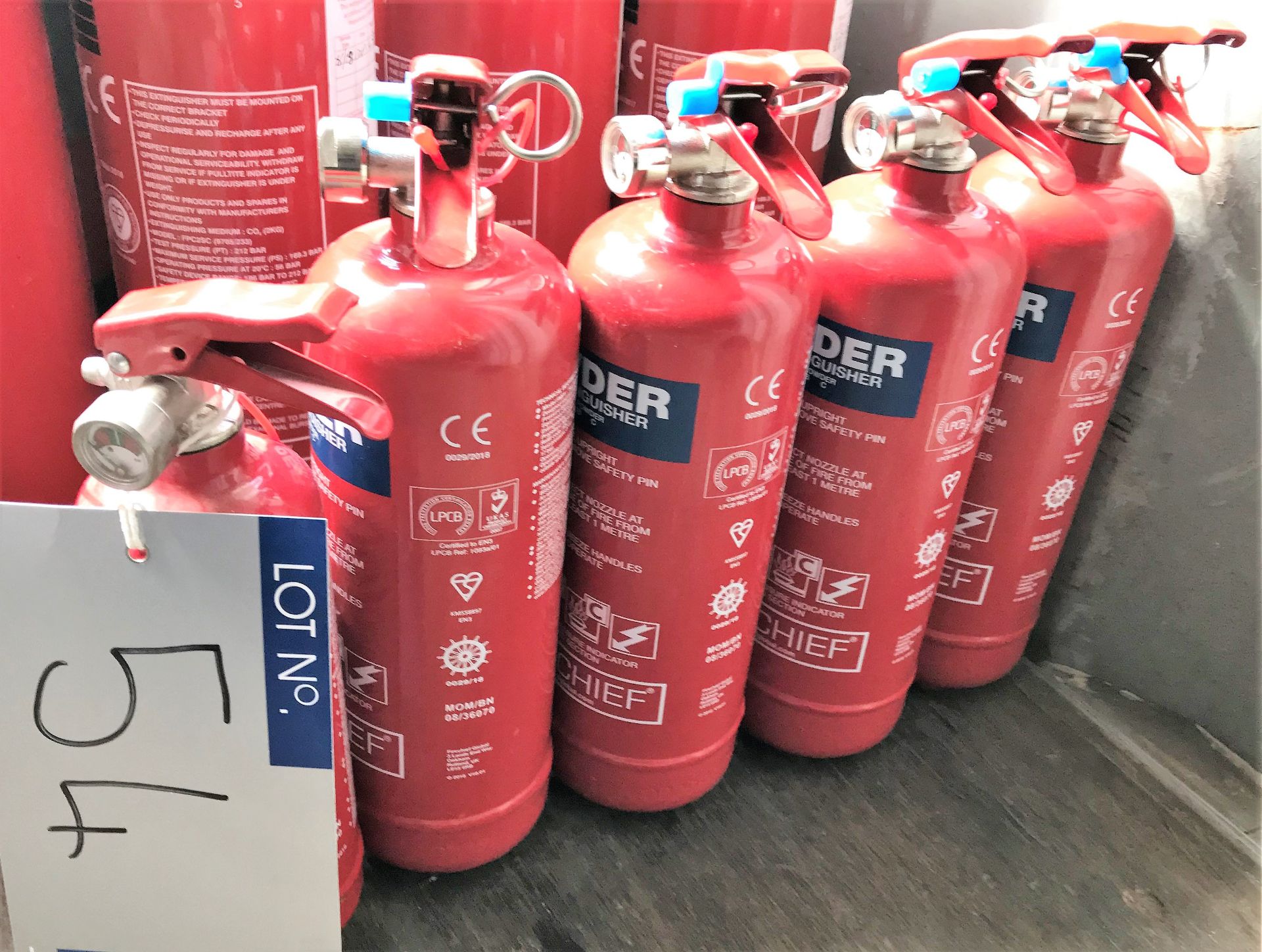5 Powder Fire Extinguishers, 4-1kg, 1-0.8kg-locate
