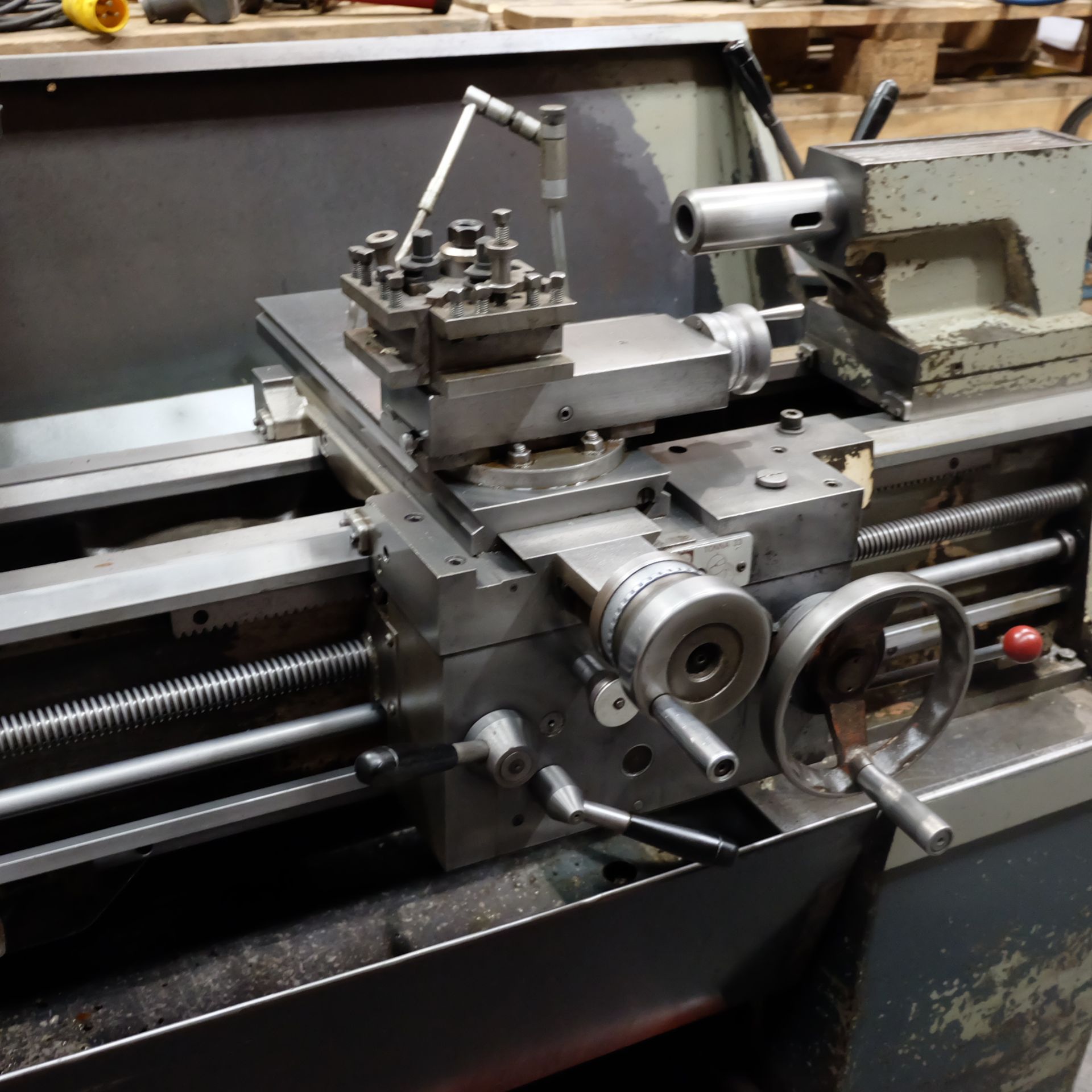 A Colchester Triumph 2000 SS & SC Lathe - Image 10 of 16