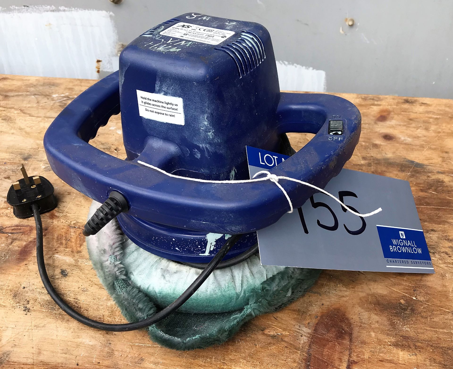 An AutoXS WWCP/12 Car Polisher, 240v-located at Ba