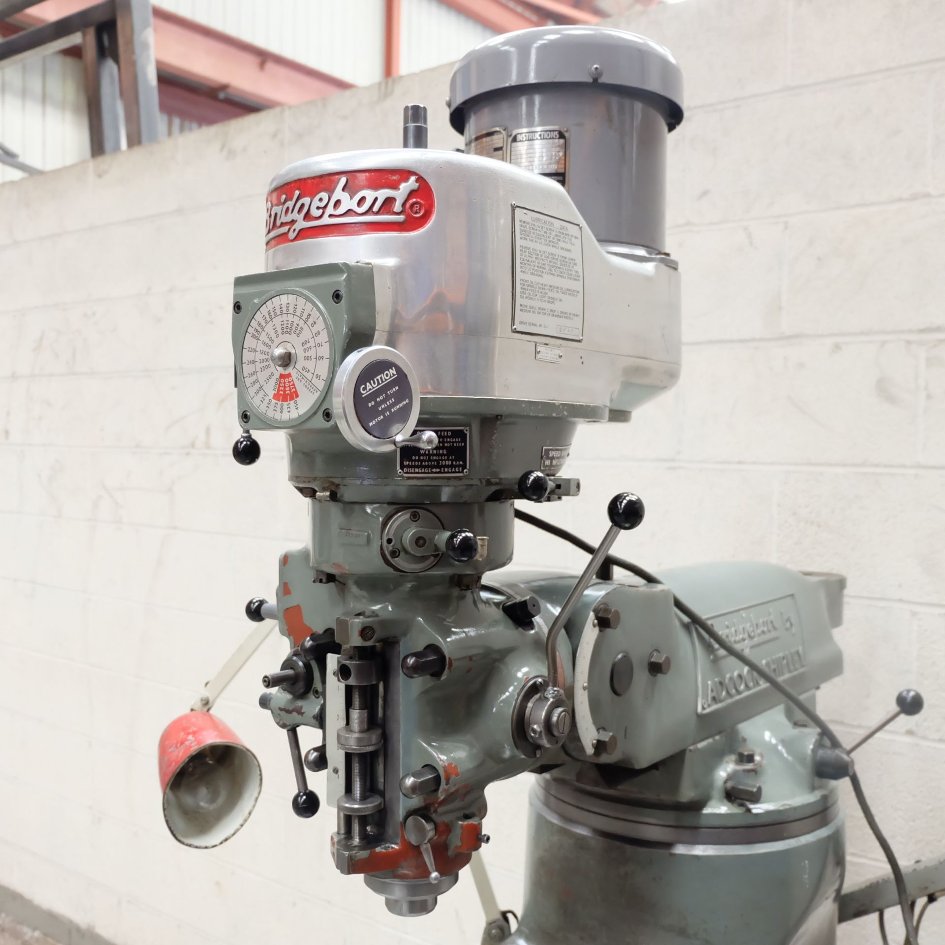 A Bridgeport BR2J Turret Milling Machine, Variable - Image 9 of 11