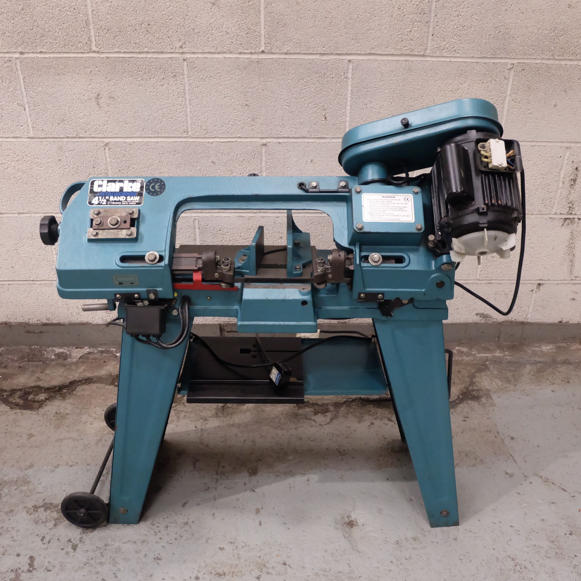 A Clarke Horizontal Bandsaw 4 1/2in Capacity, Sing