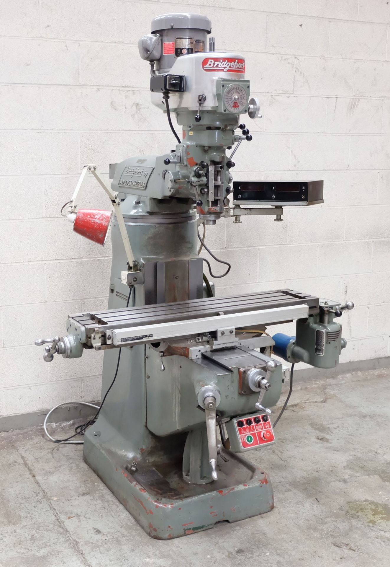 A Bridgeport BR2J Turret Milling Machine, Variable - Image 3 of 11