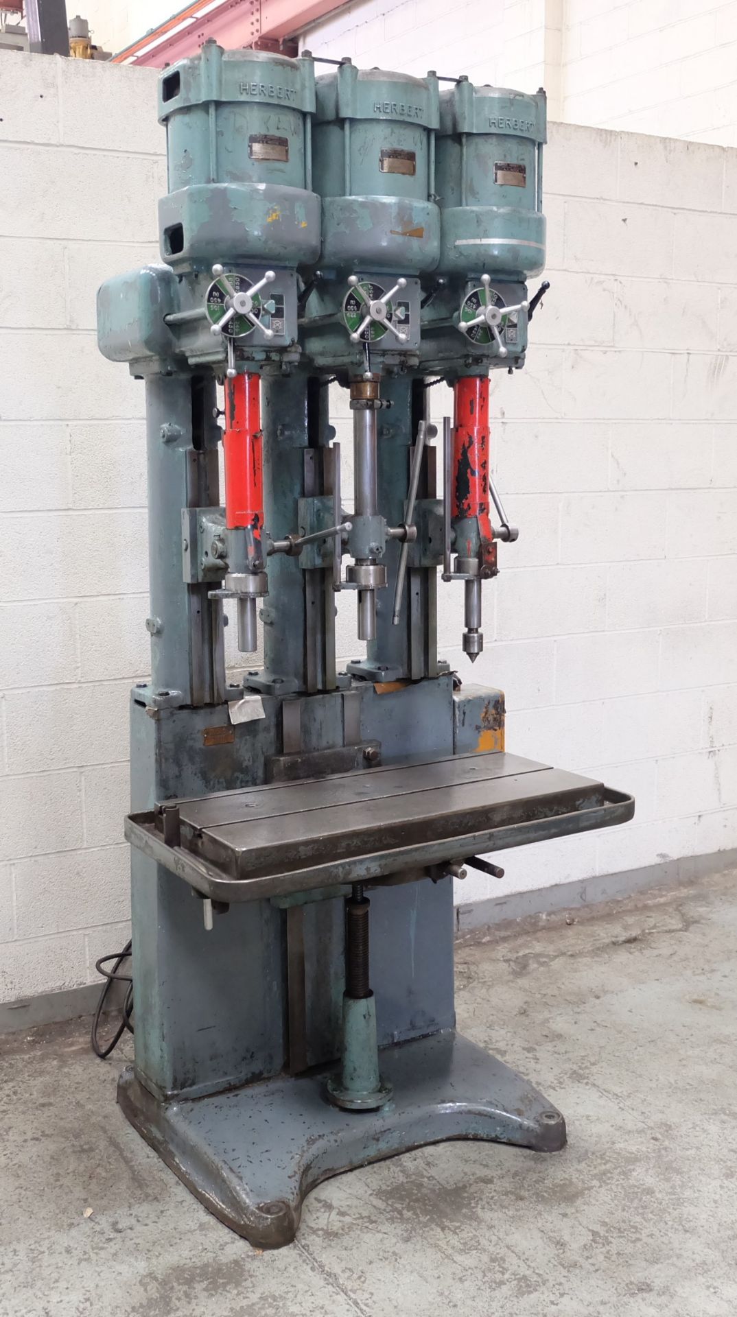 A Herbert V Type 3 Spindle Drill, Table 35in x 16i - Image 3 of 10