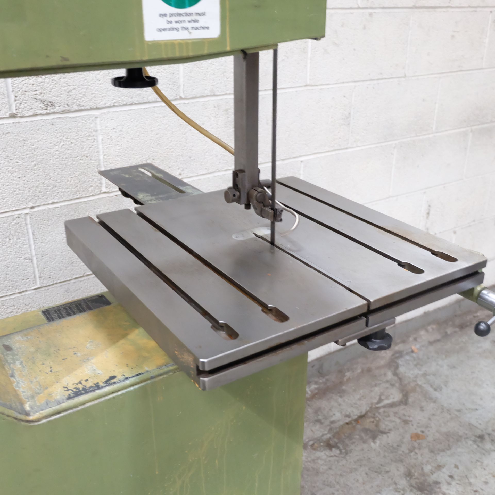 A Startrite 20 RWS Vertical Bandsaw, Table Size 20 - Image 7 of 9
